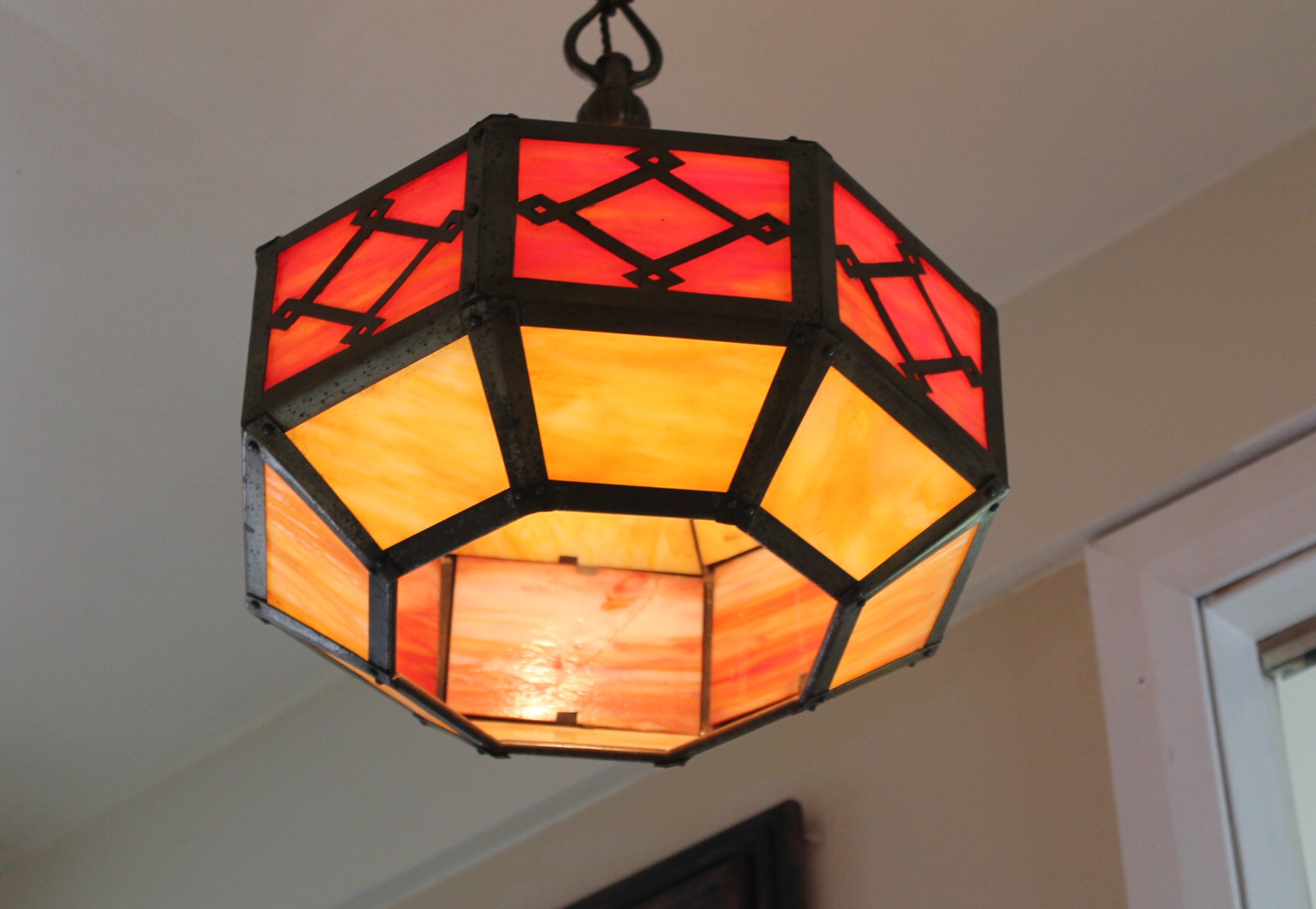 Arts and Crafts pendant light