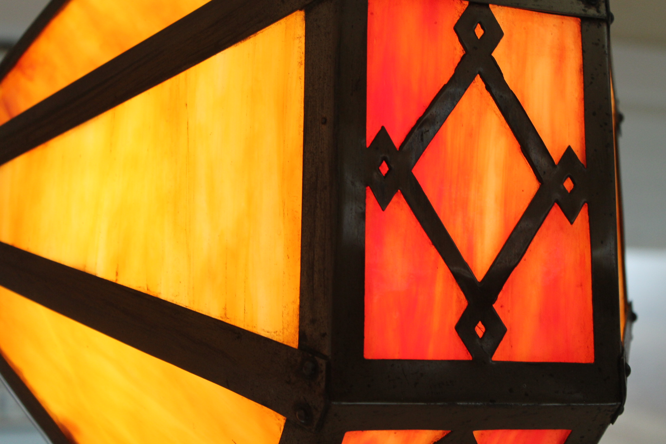 Arts and Crafts pendant light