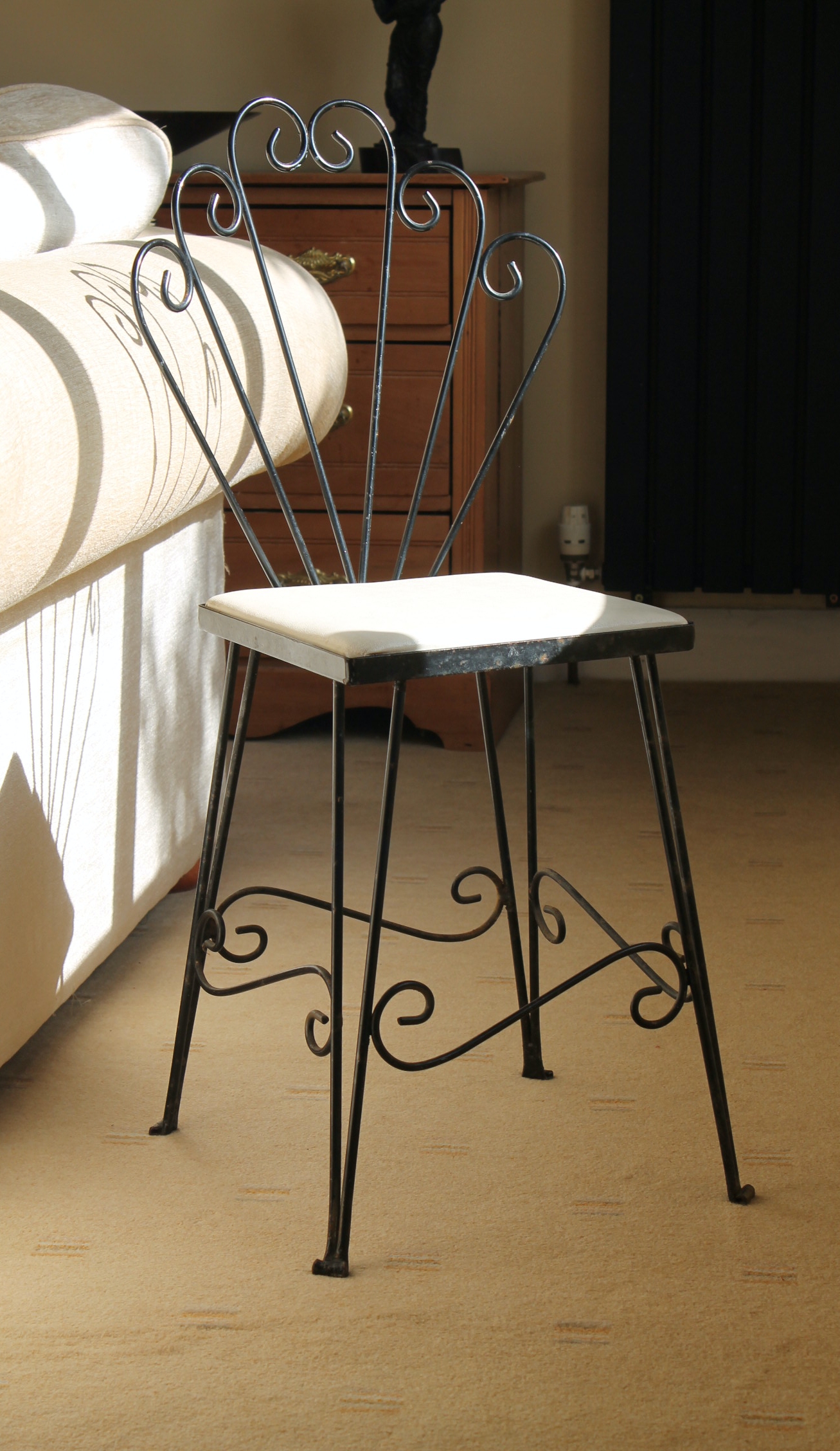 Mid century Vanity chair
