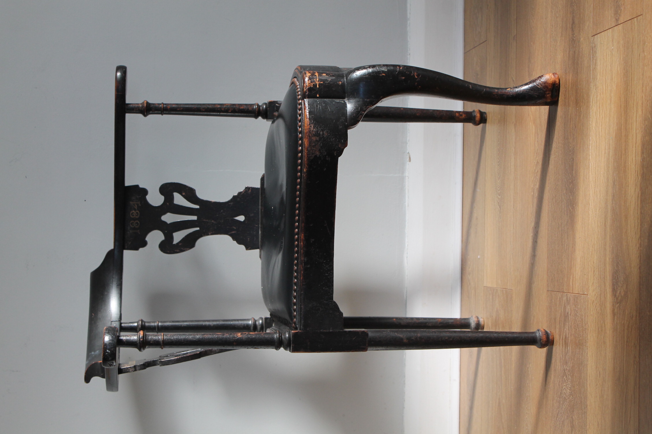 Antique corner chair