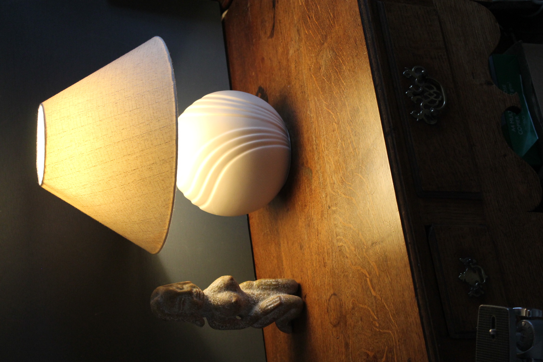 Art Deco themed table lamp