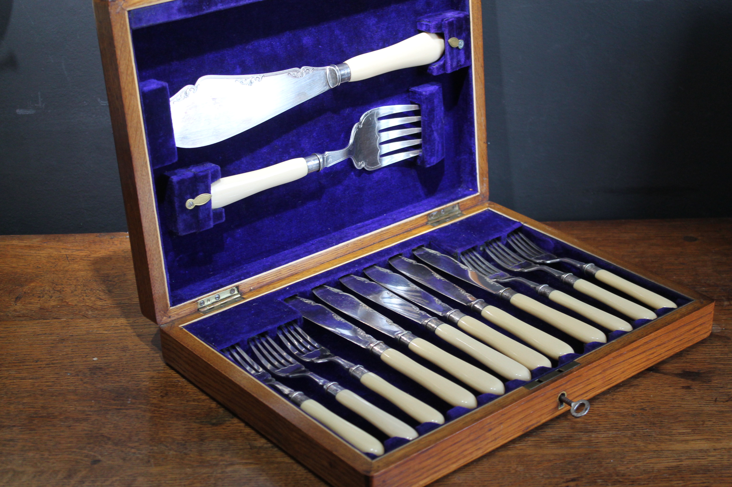 Antique Cutlery Set . Sheffield Silver Ware
