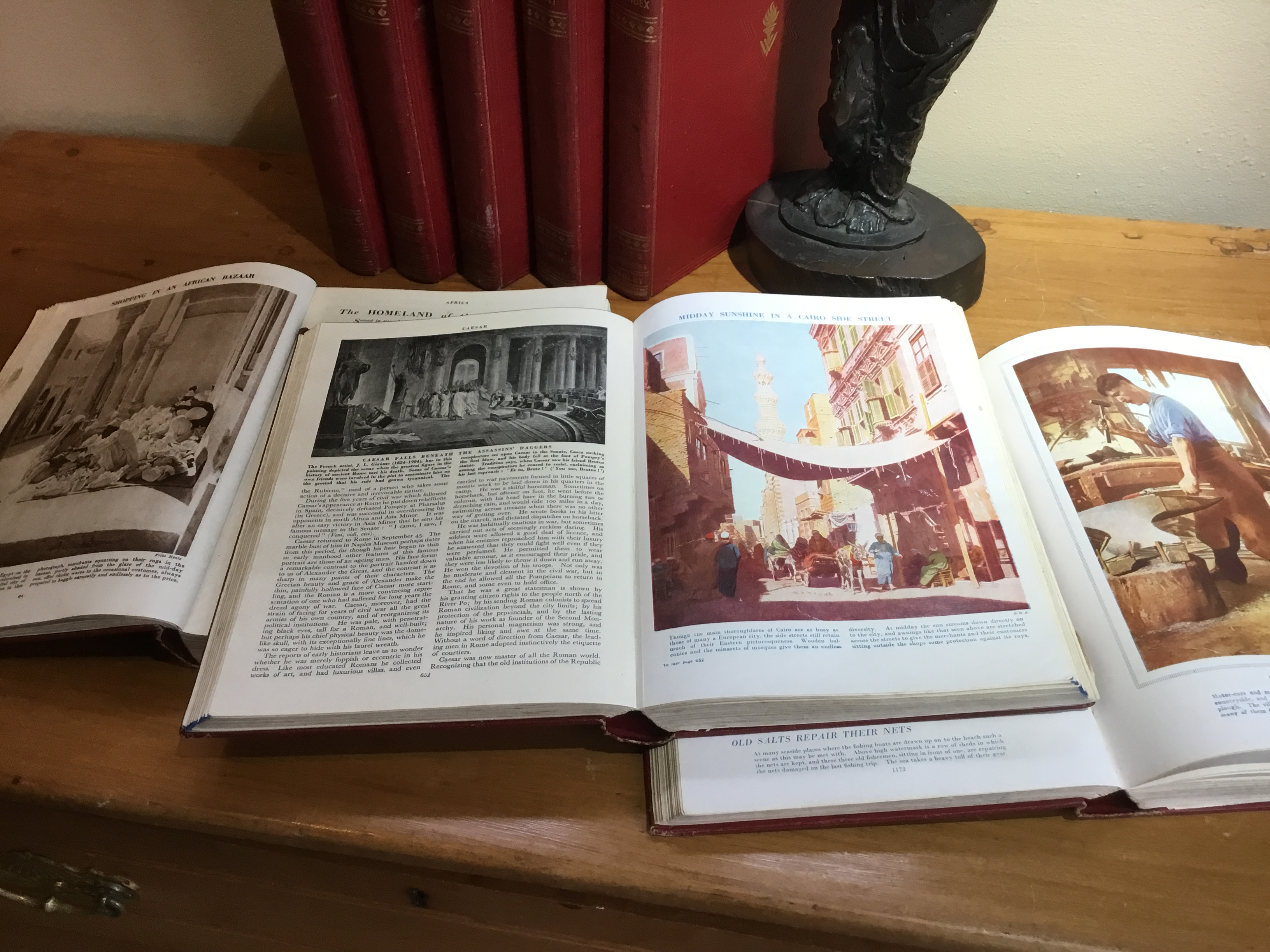 Vintage Encyclopaedia Set.