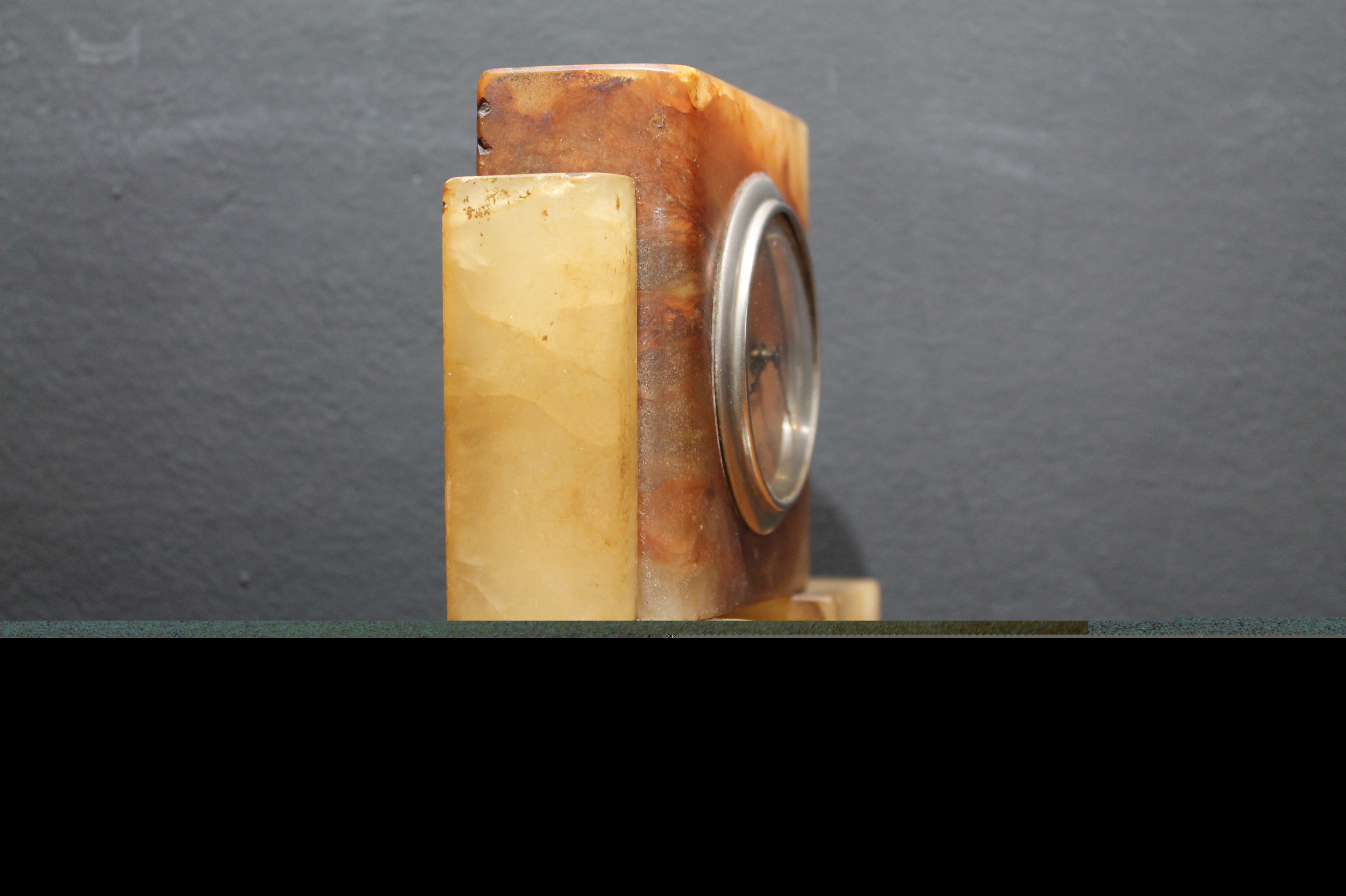 Art Deco table clock