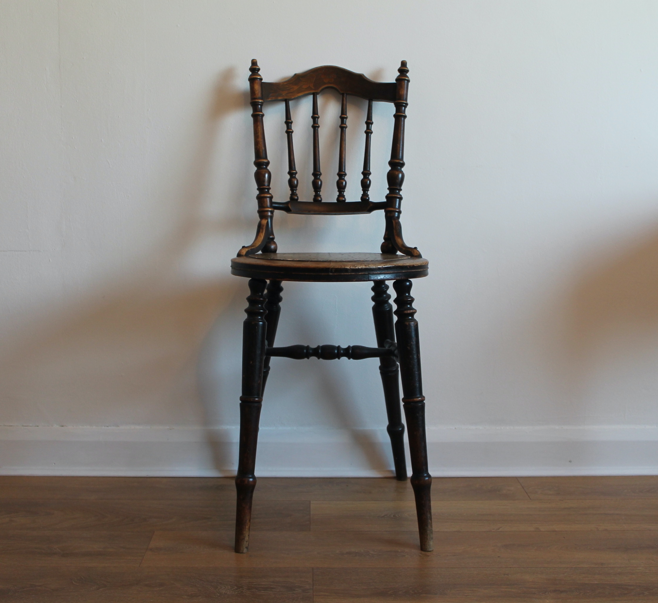 Victorian Clerks Elm Wood Chair