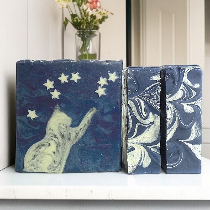 Wishing on a Star - the soap kitty and stars extend through the bar