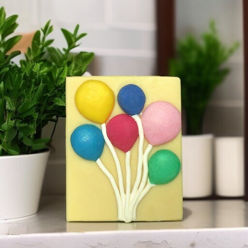 Celebrate! -- raspberry lemonade scent