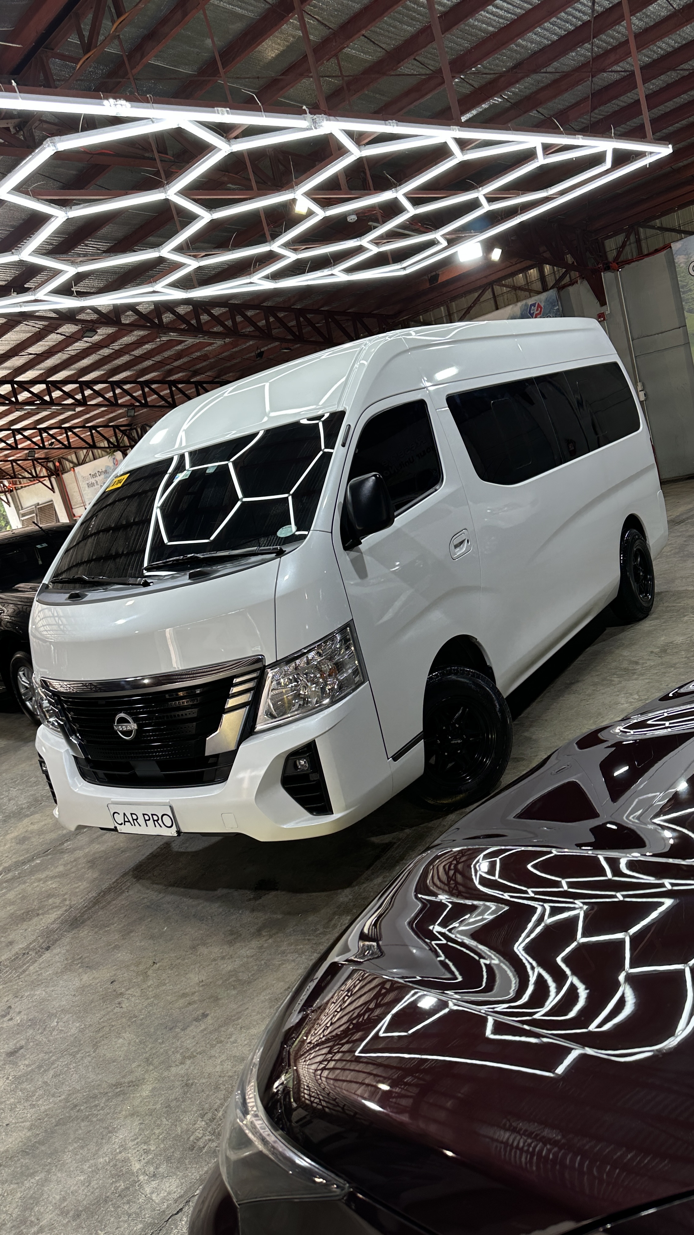 2024 Nissan Urvan Premium 2.5 AT
