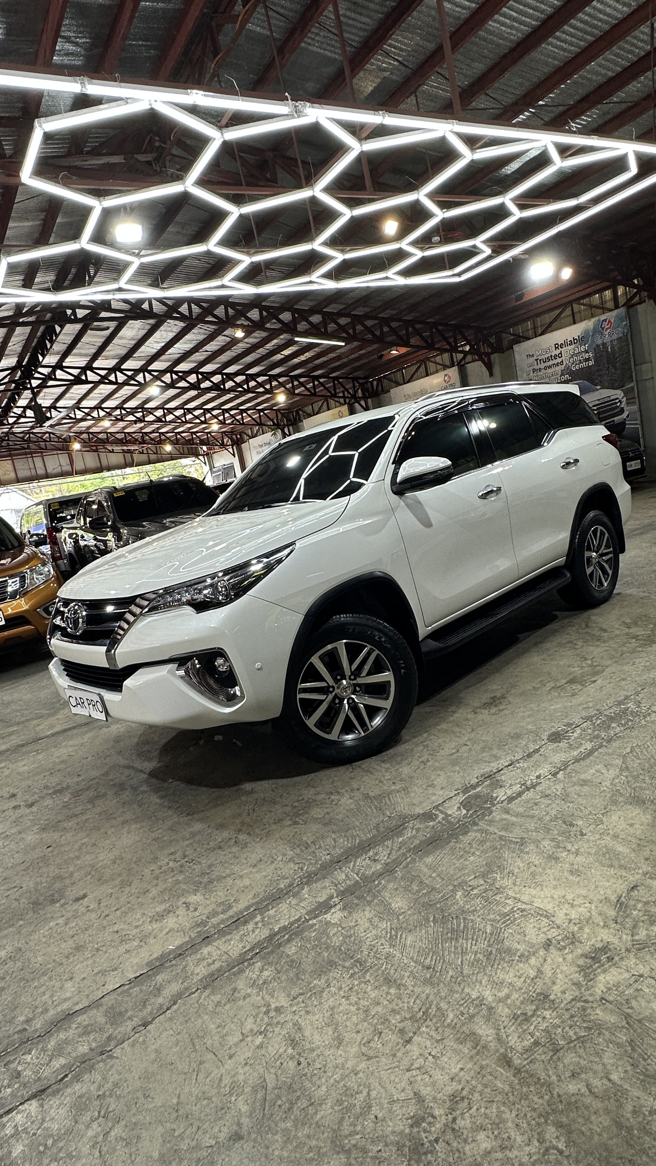 2018 Toyota Fortuner 2.4 4x2 AT