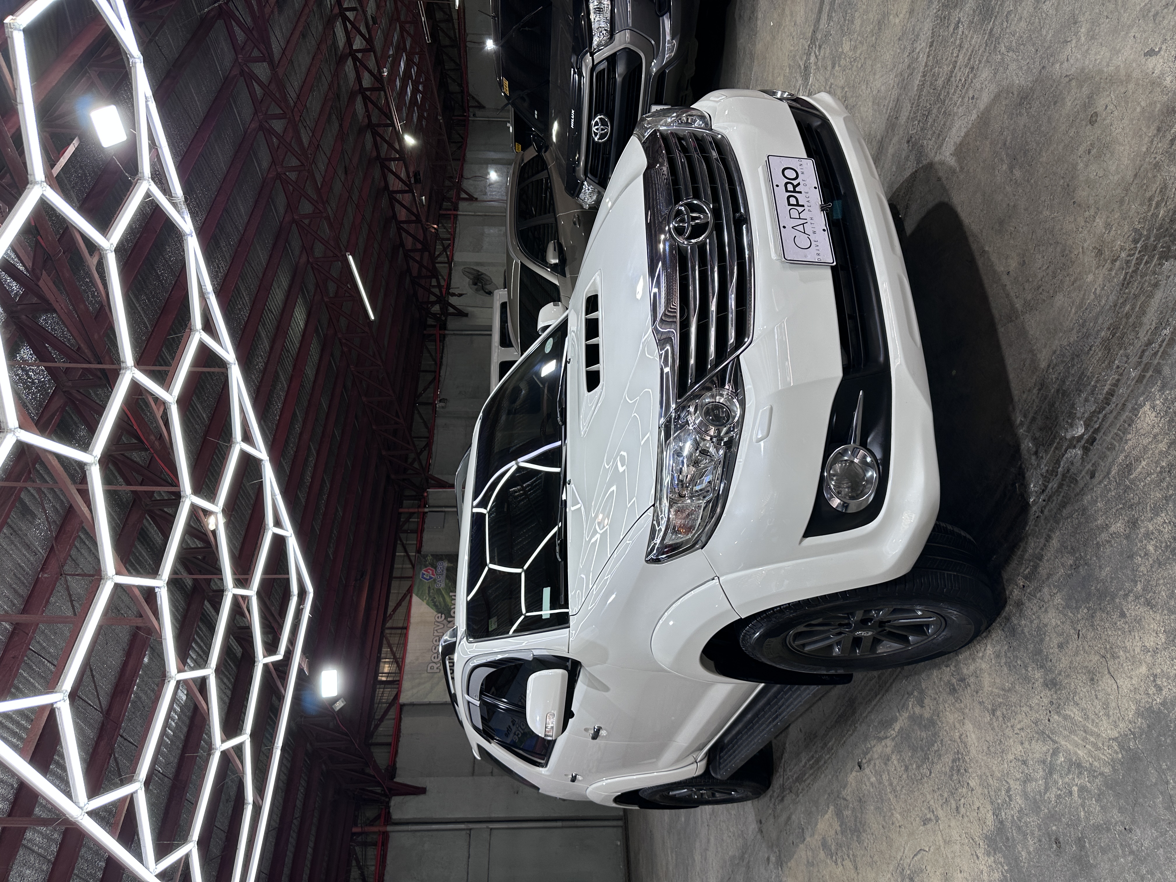 2015 Toyota Fortuner 2.5 V 4x2 AT