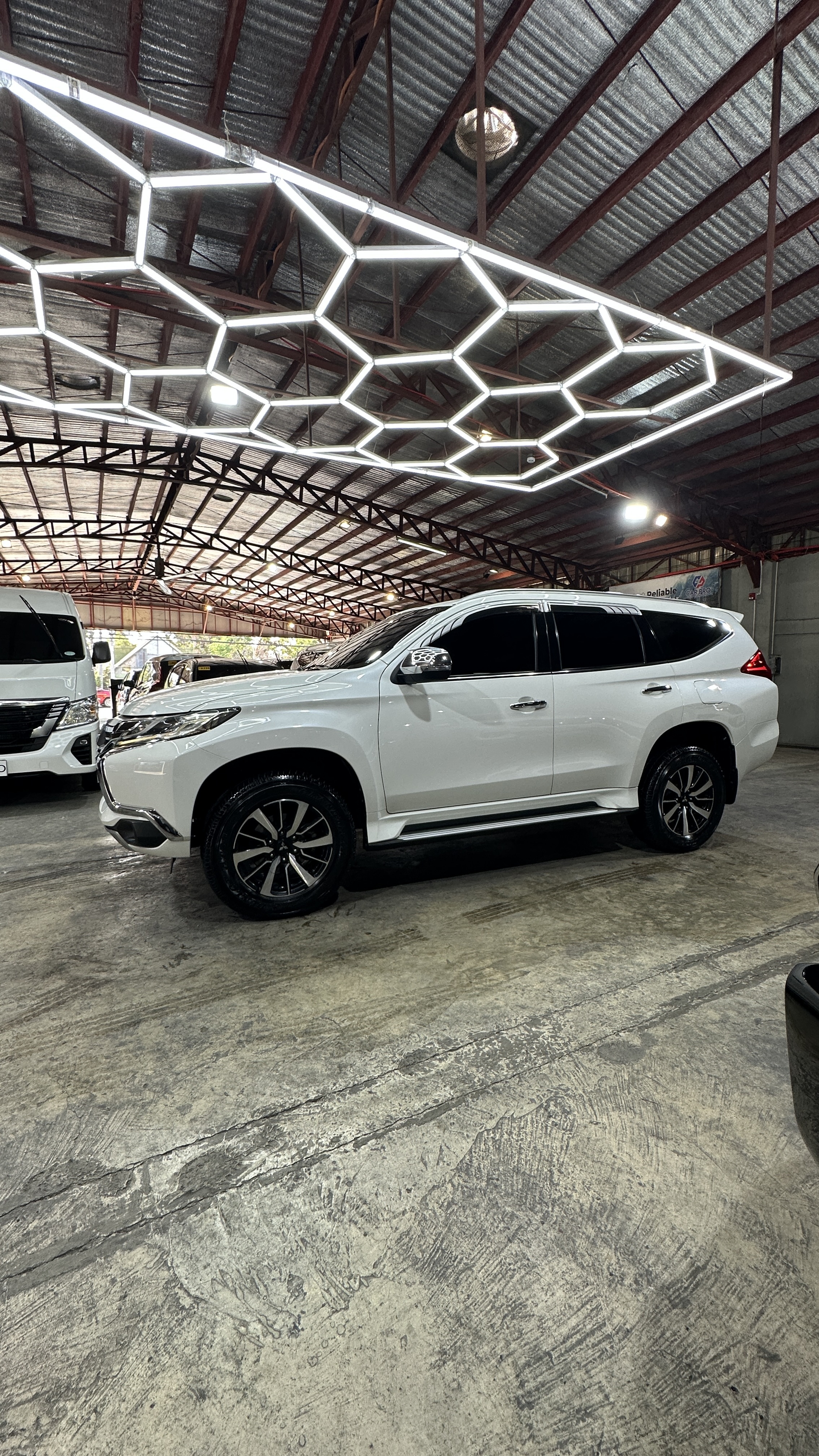 2019 Mitsubishi Montero Sport 2.4 Premium AT
