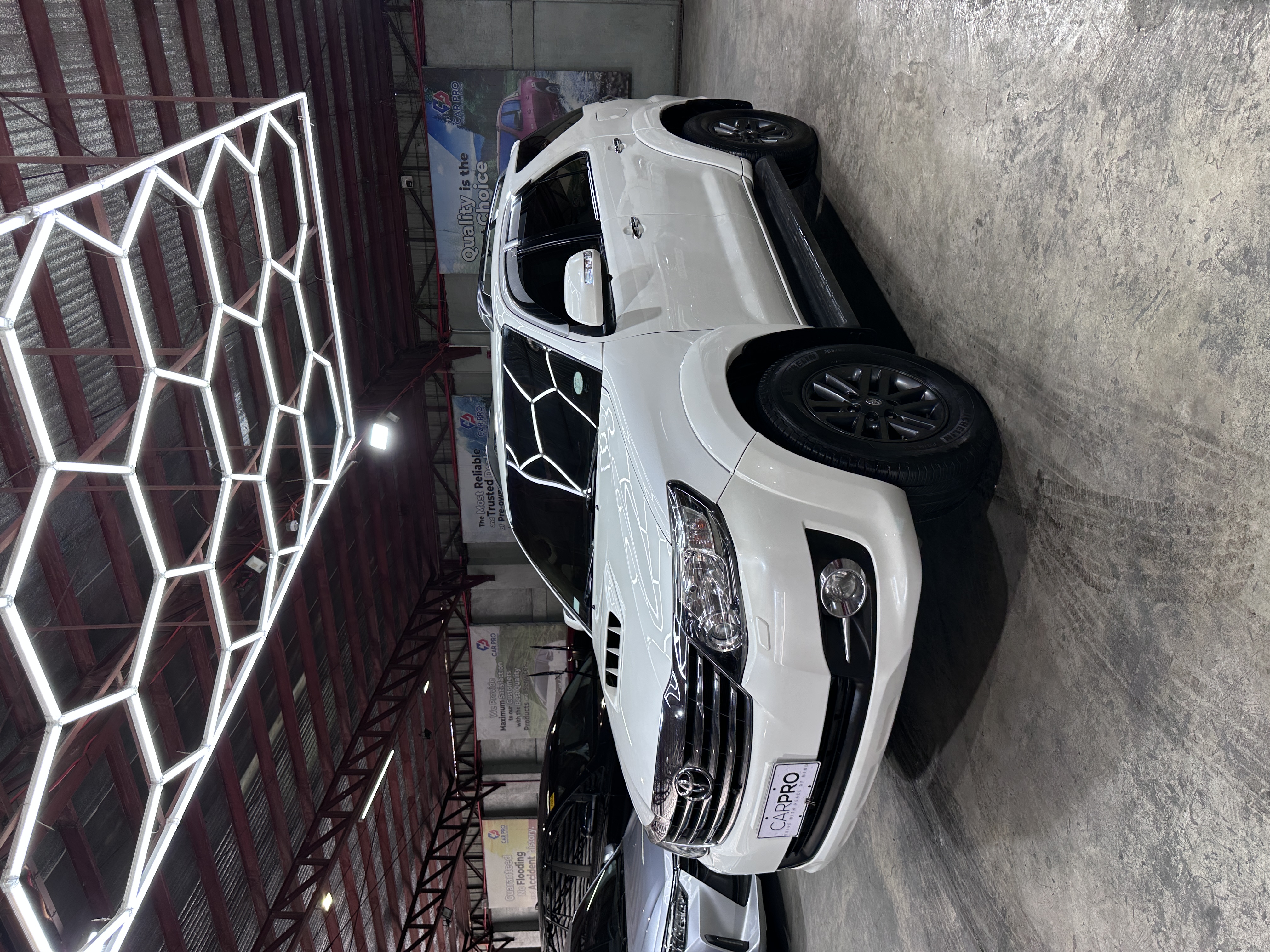 2015 Toyota Fortuner 2.5 V 4x2 AT
