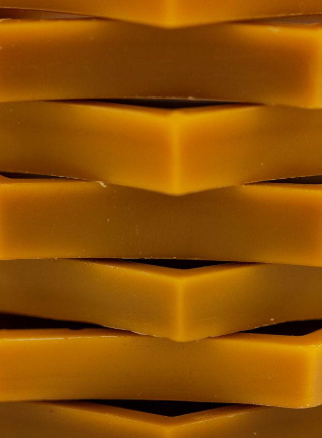 Bičių vaško padėkliukas „Šešiakampis“