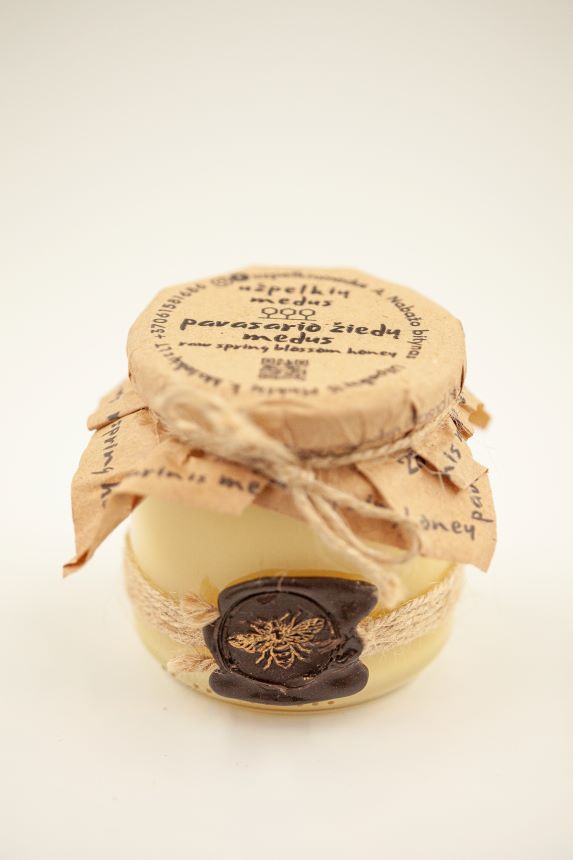 Pavasario žiedų medus