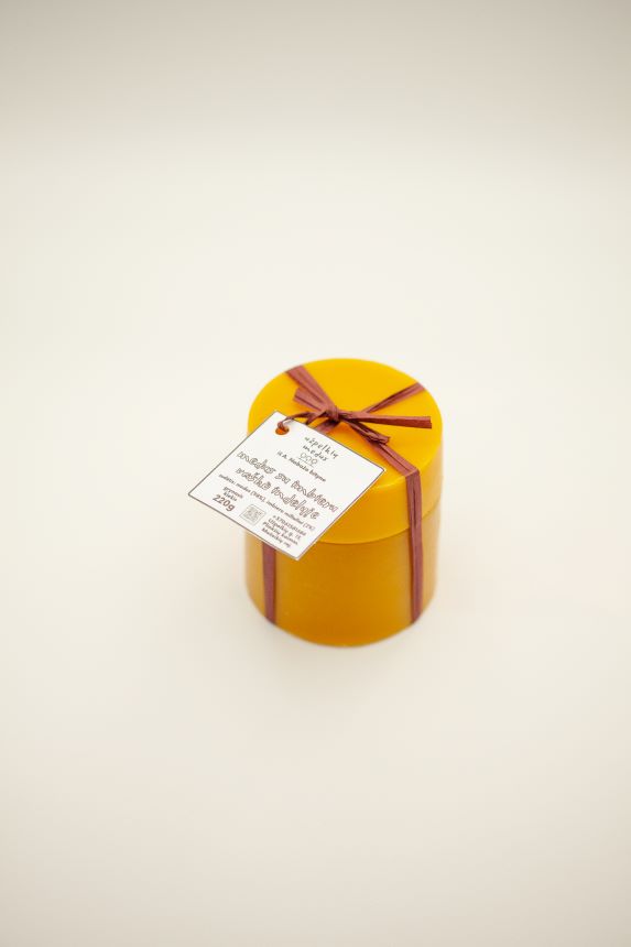 Medus su imbieru vaško indelyje