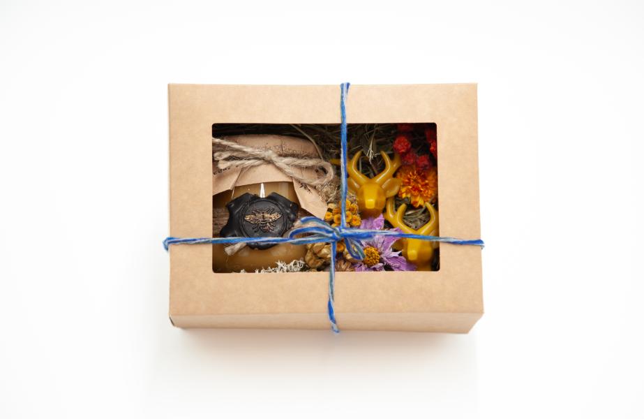 Dovana „Mano elniai buvo du”