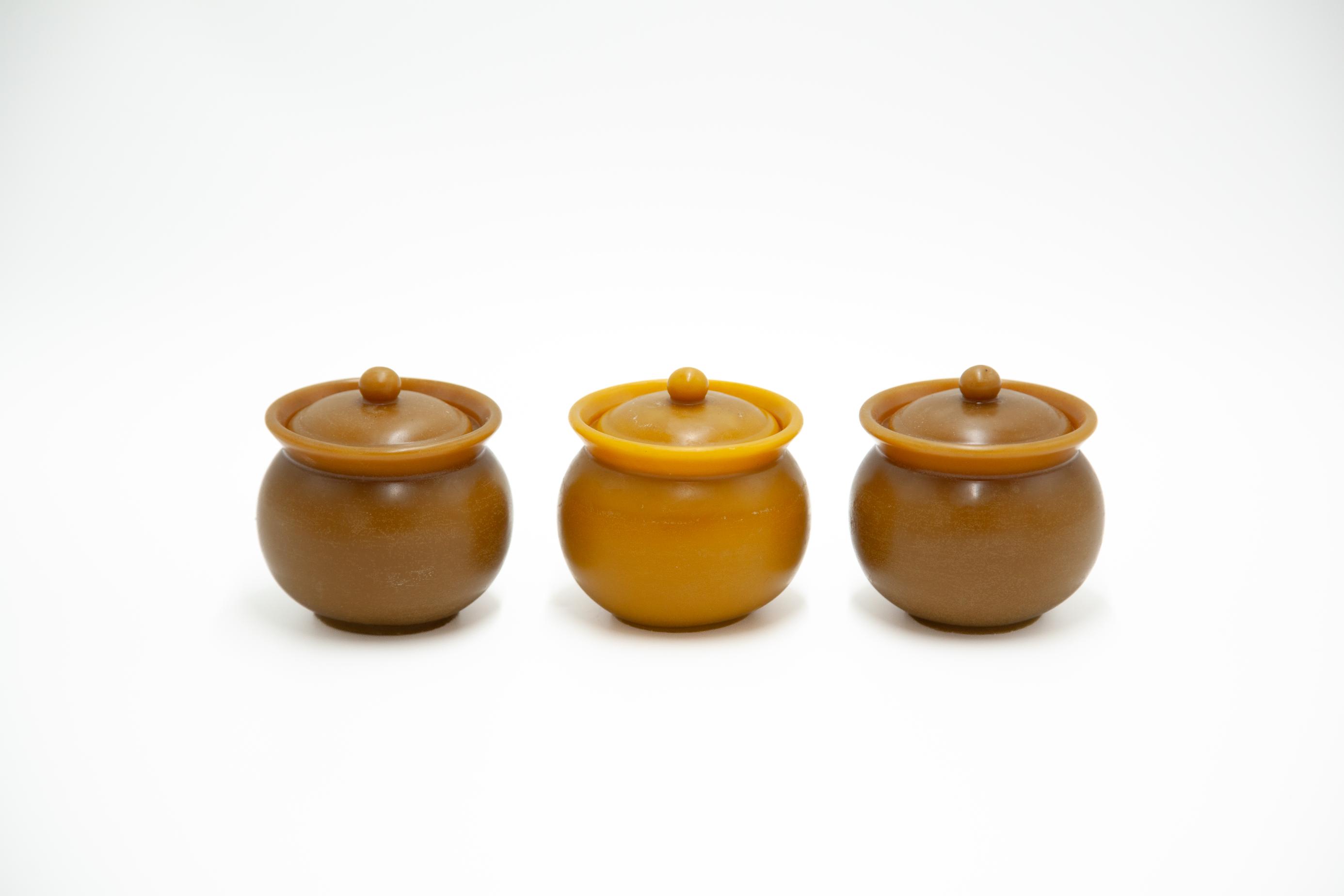 Bičių vaško puodynėlė „Mikei“