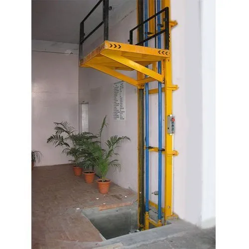 Stacker Elevator