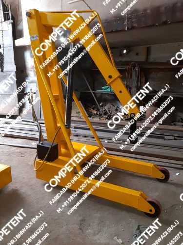 Hydraulic Floor Crane