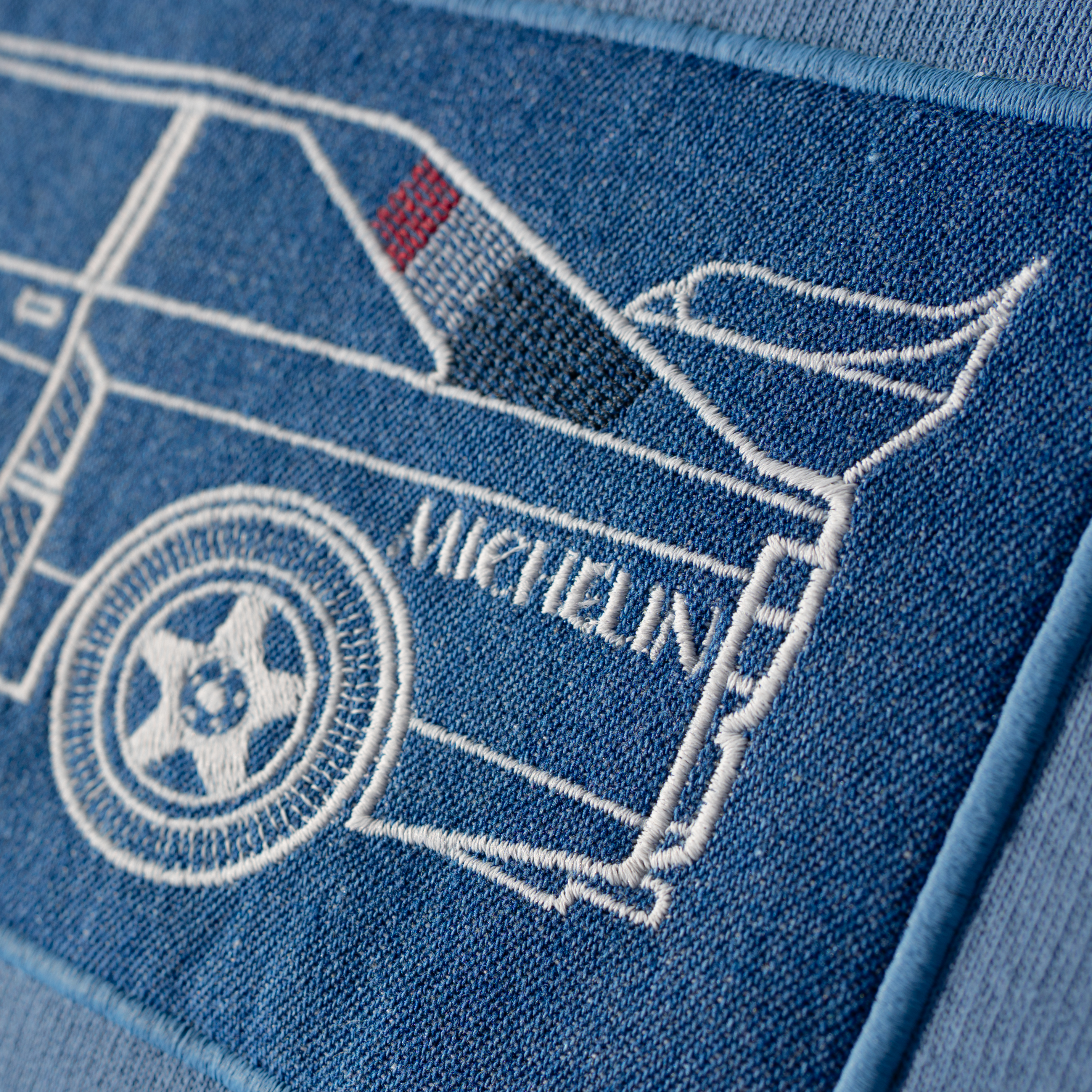 Audi Quattro (azul)