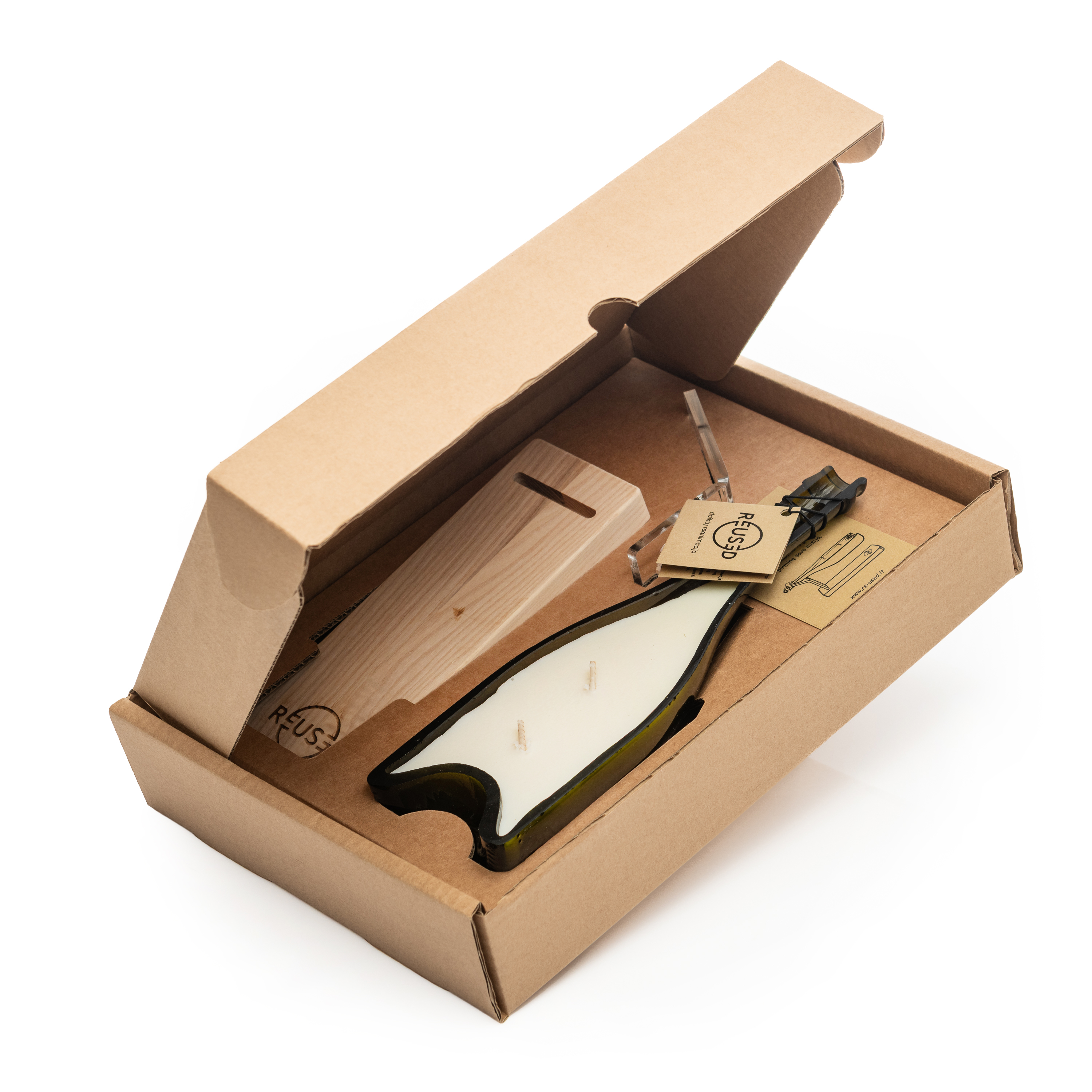  REUSED žvakė "laivas" su stoveliu BUTIKAS