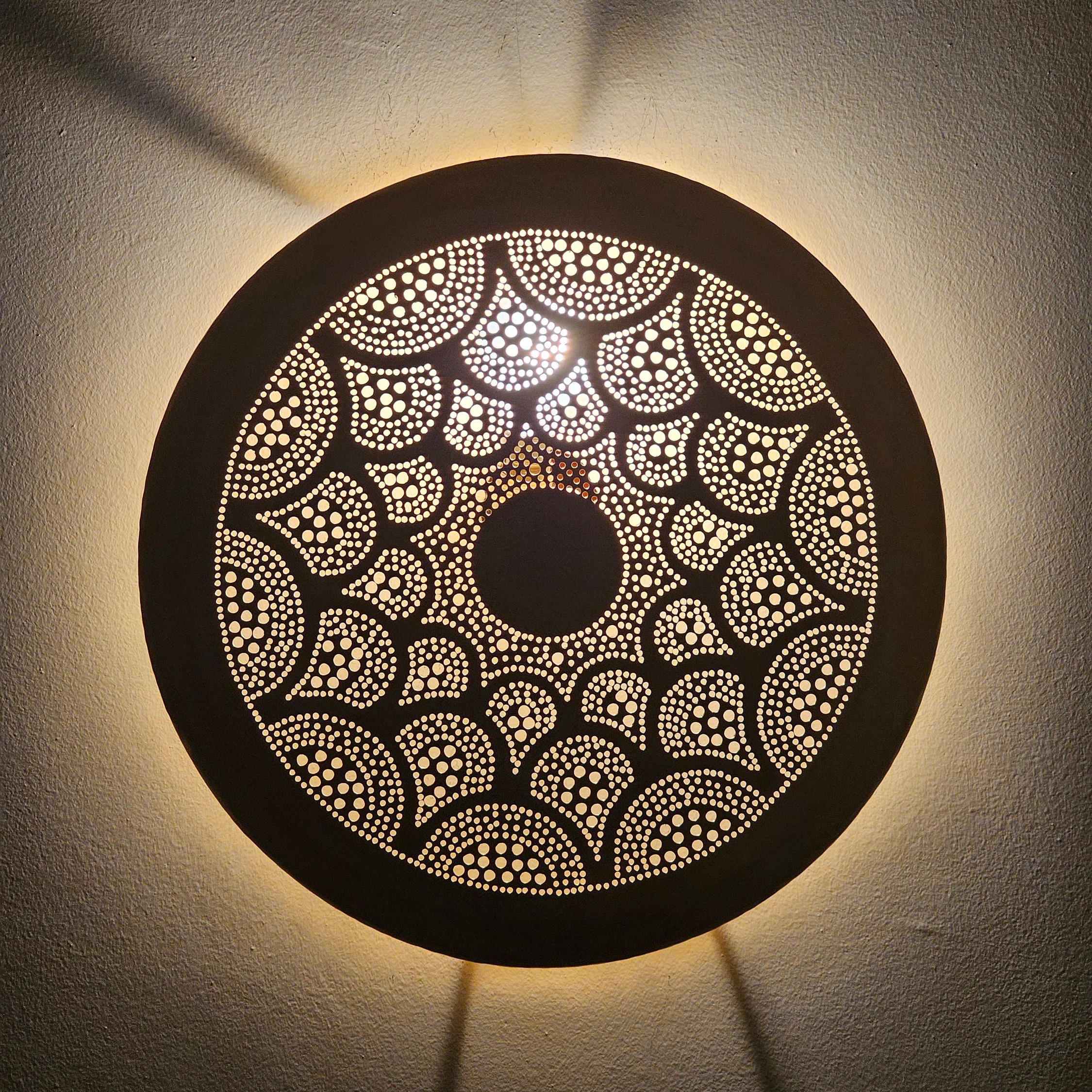 Round brass wall lamp 