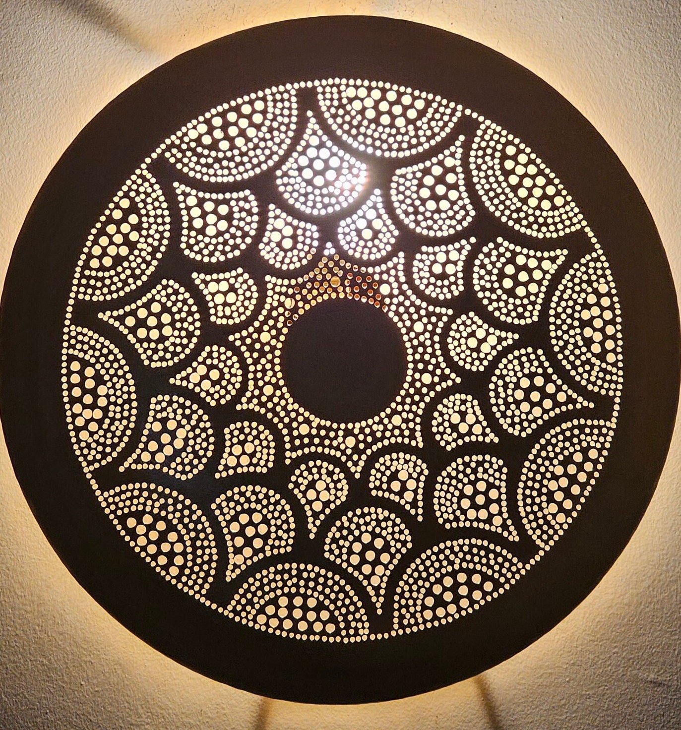 Round brass wall lamp 