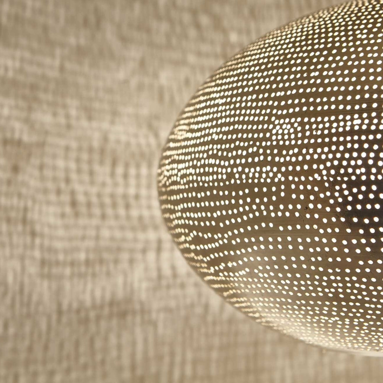 Simple Moroccan pendant lamp