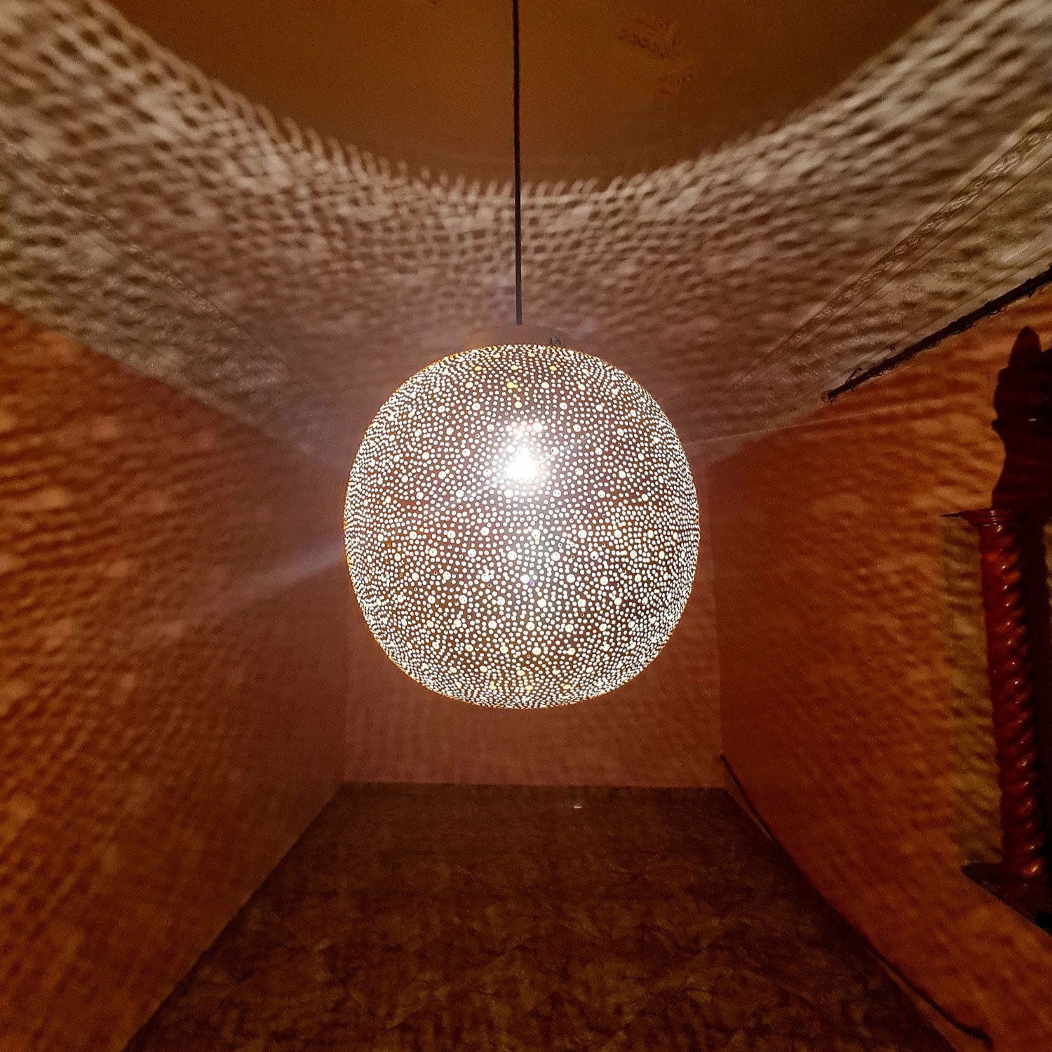 Moroccan Round Bulb Brass Lamp