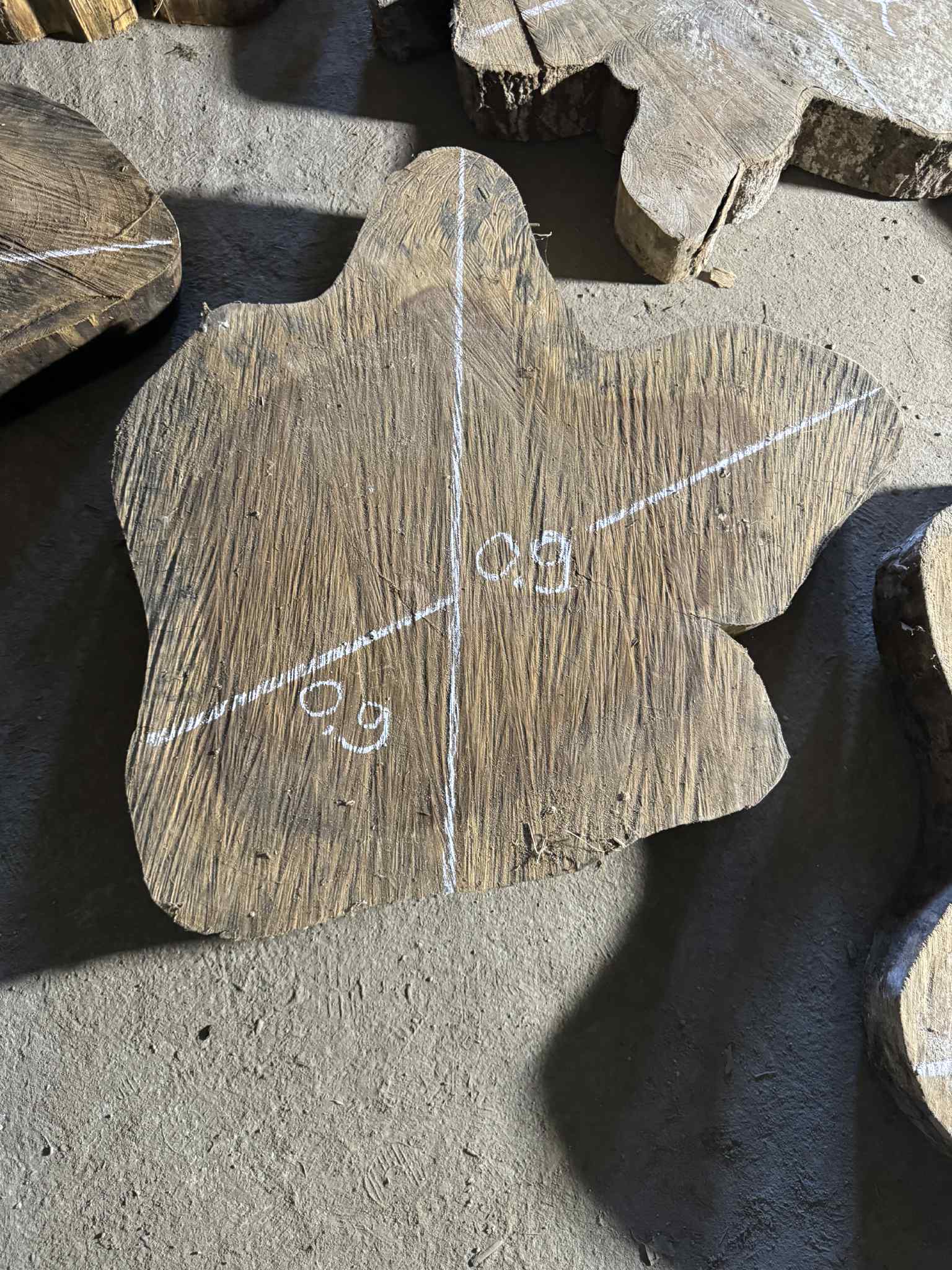 IROKO medienos "ribkė" #002