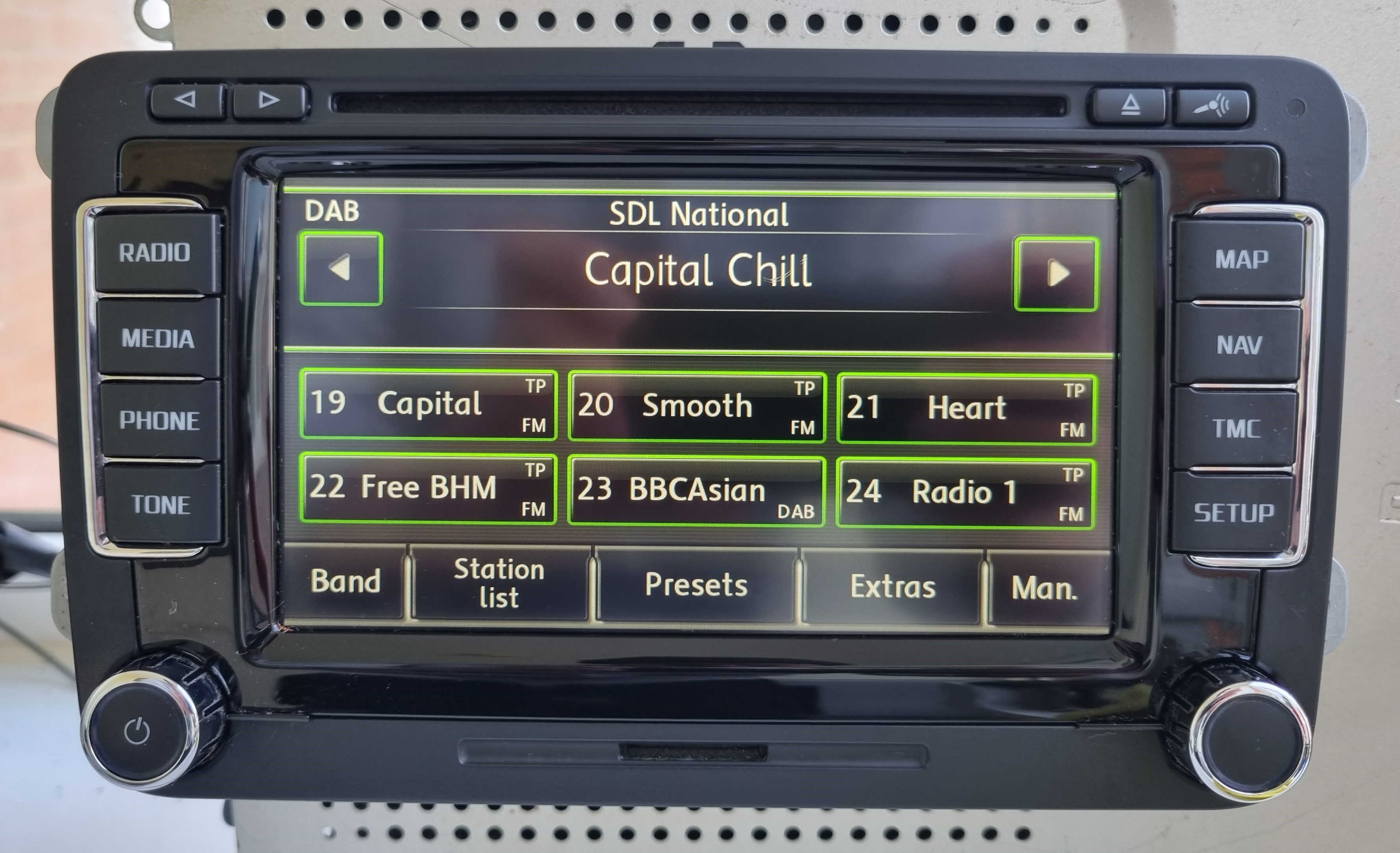 SKODA COLUMBUS DAB+ 3T0 035 686 H