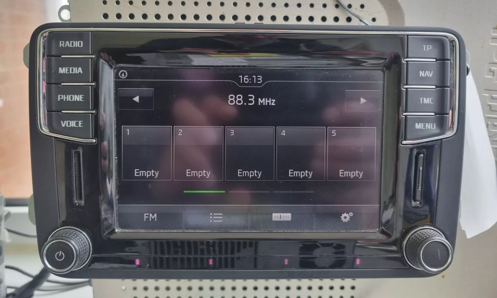 Skoda Amundsen MIB2 Sat Nav CarPlay Android Auto Head Unit - 5L0035680E