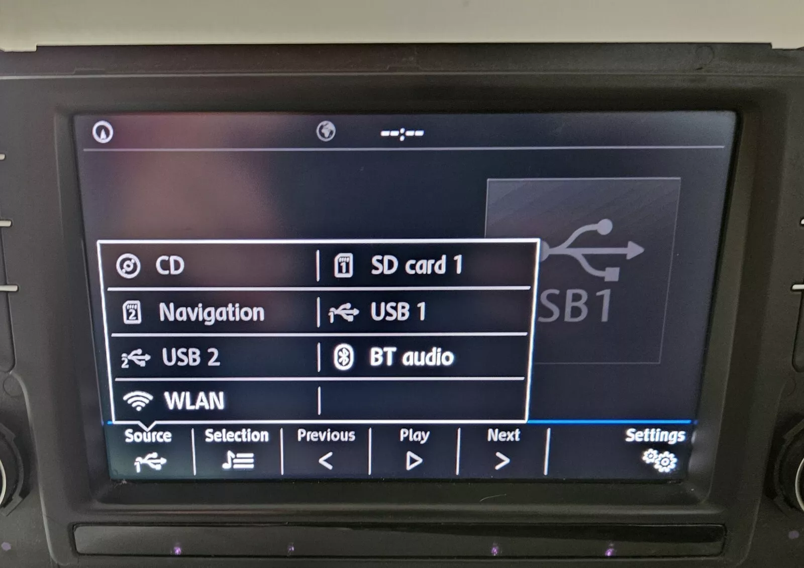 Unlocked VW MIB2 Discover Media Sat Nav Bluetooth DAB+ Carplay Head Unit 