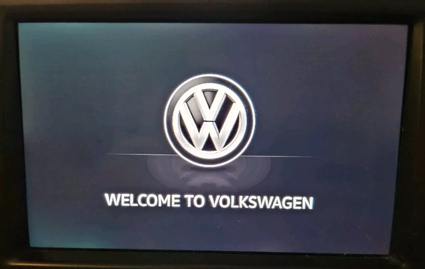 Unlocked VW Carplay MIB2 Sat Nav Bluetooth DAB+ Head Unit - 3Q0035874A DELPHI