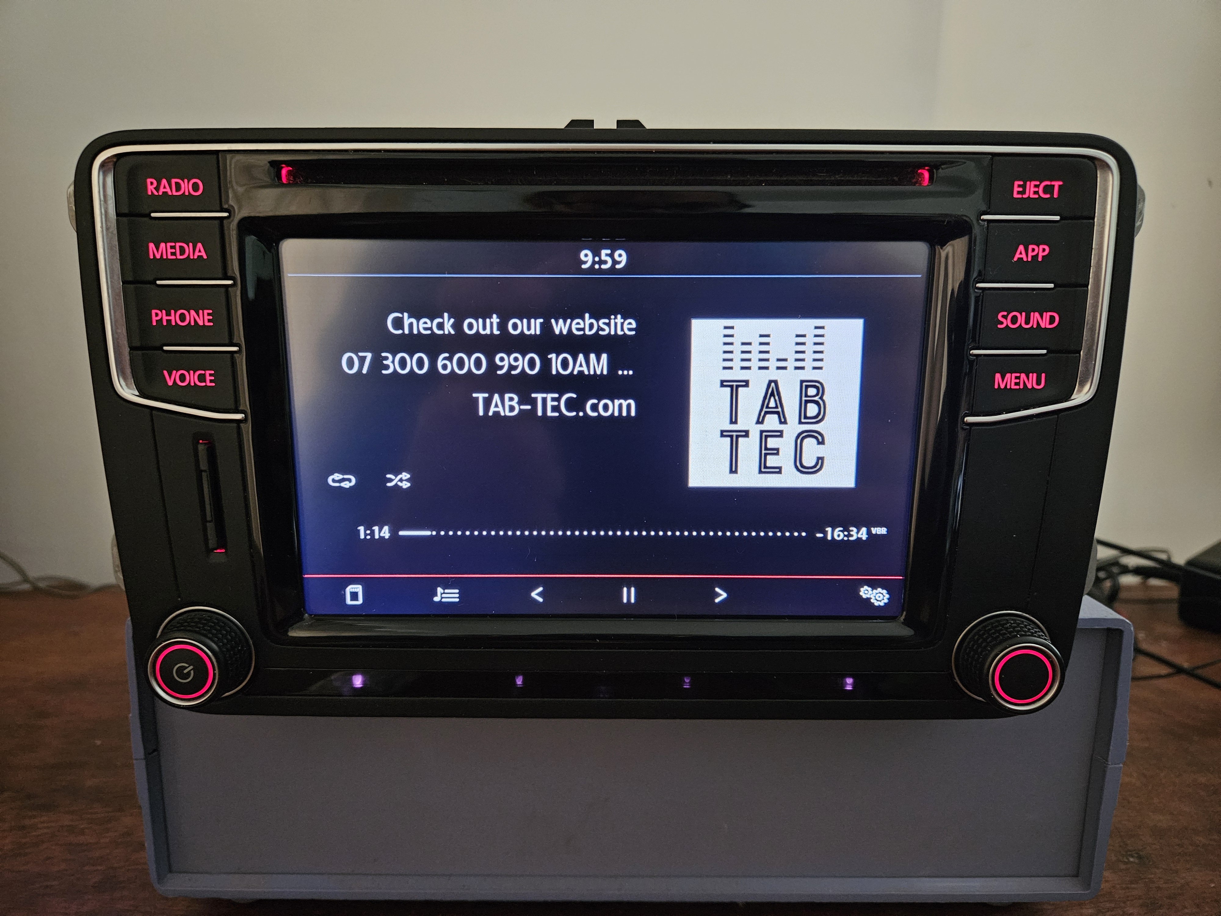 VW COMPOSITION MEDIA CARPLAY DAB+ BLUETOOTH HEAD UNIT