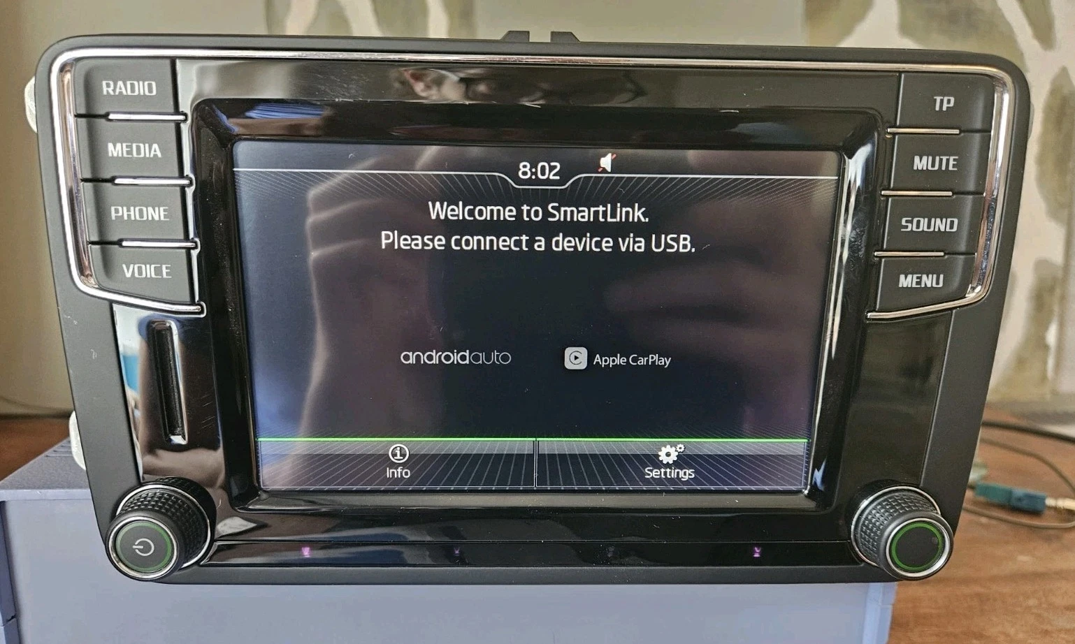 SKODA MIB2 BOLERO AM/FM CARPLAY BLUETOOTH HEAD UNIT