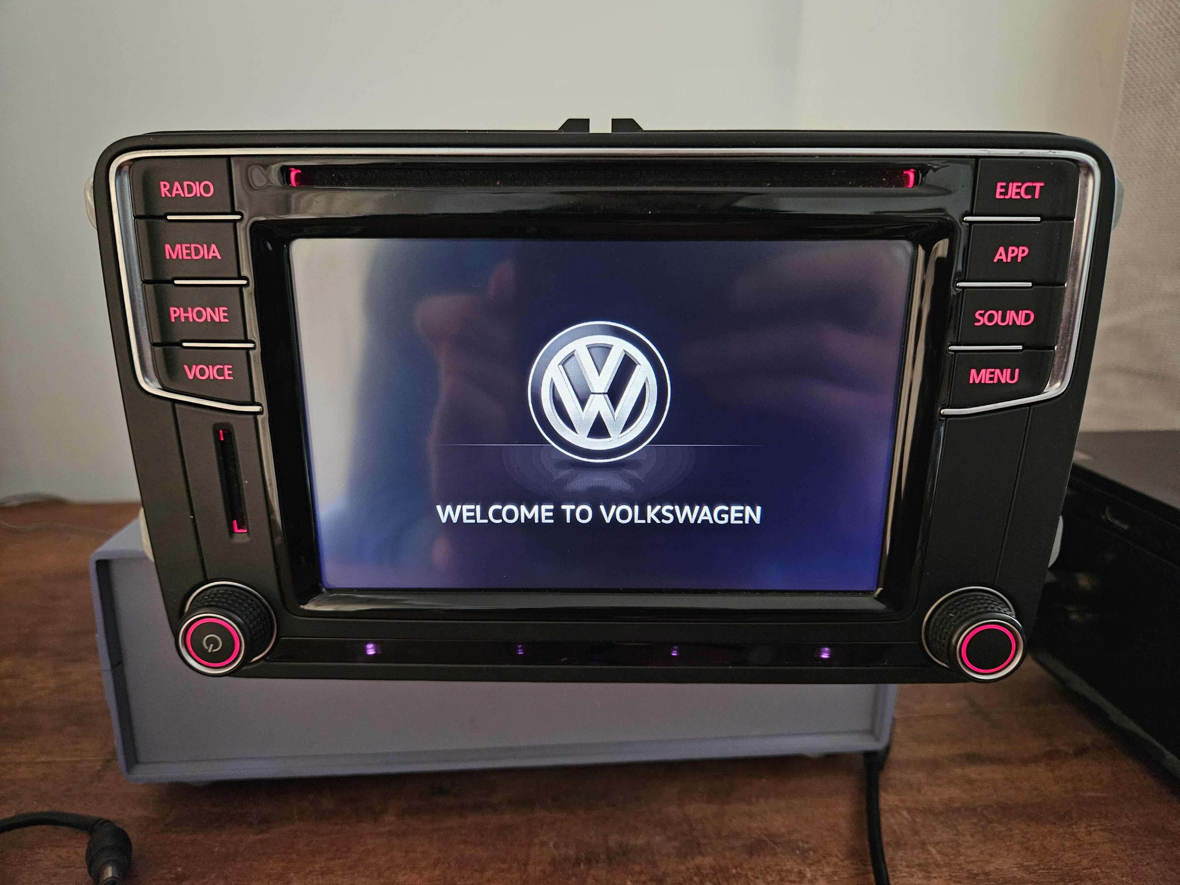 VW COMPOSITION MEDIA CARPLAY DAB+ BLUETOOTH HEAD UNIT