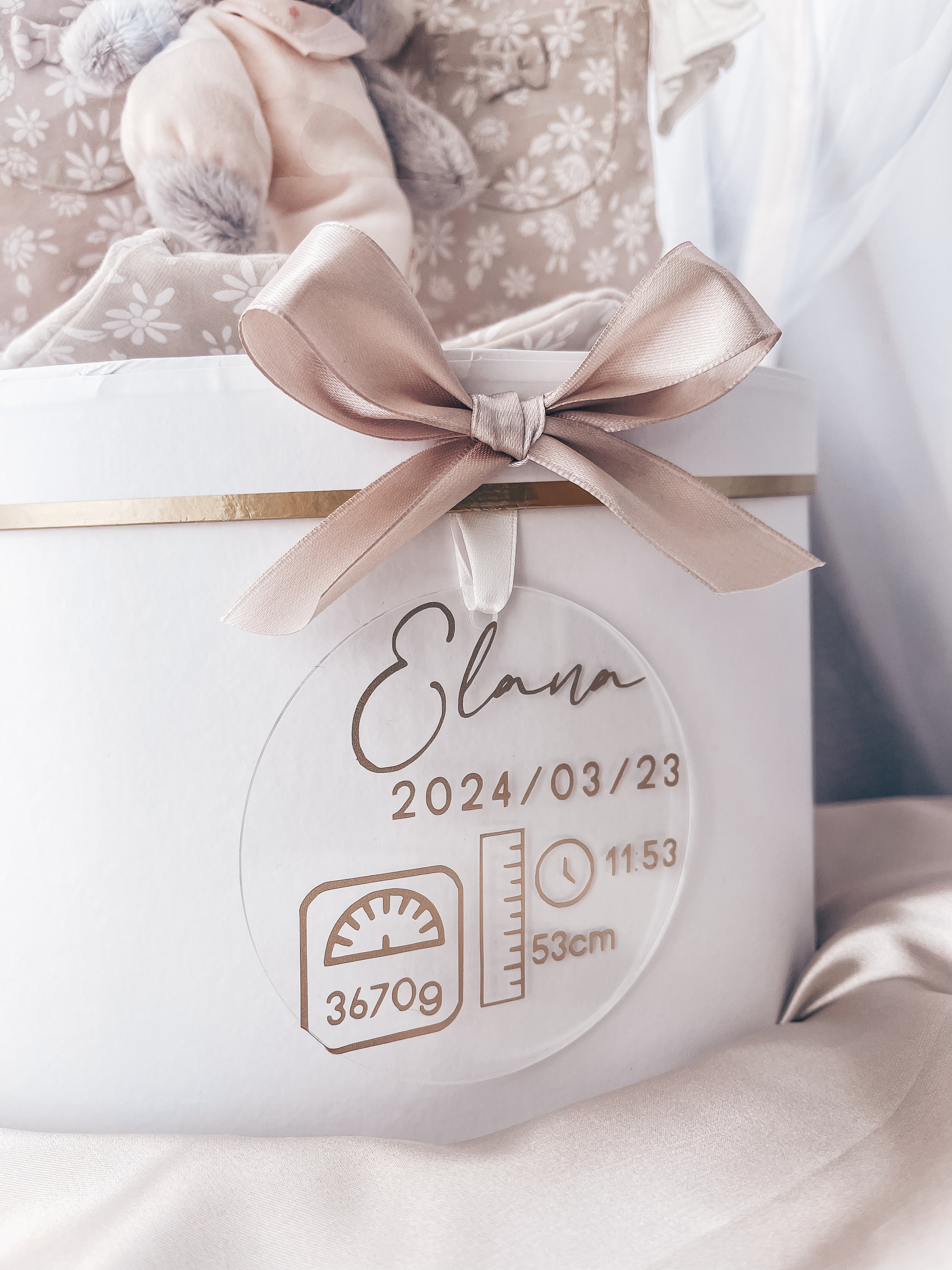 Dovana " Komplektukas žemiškos spalvos su barškučiu"