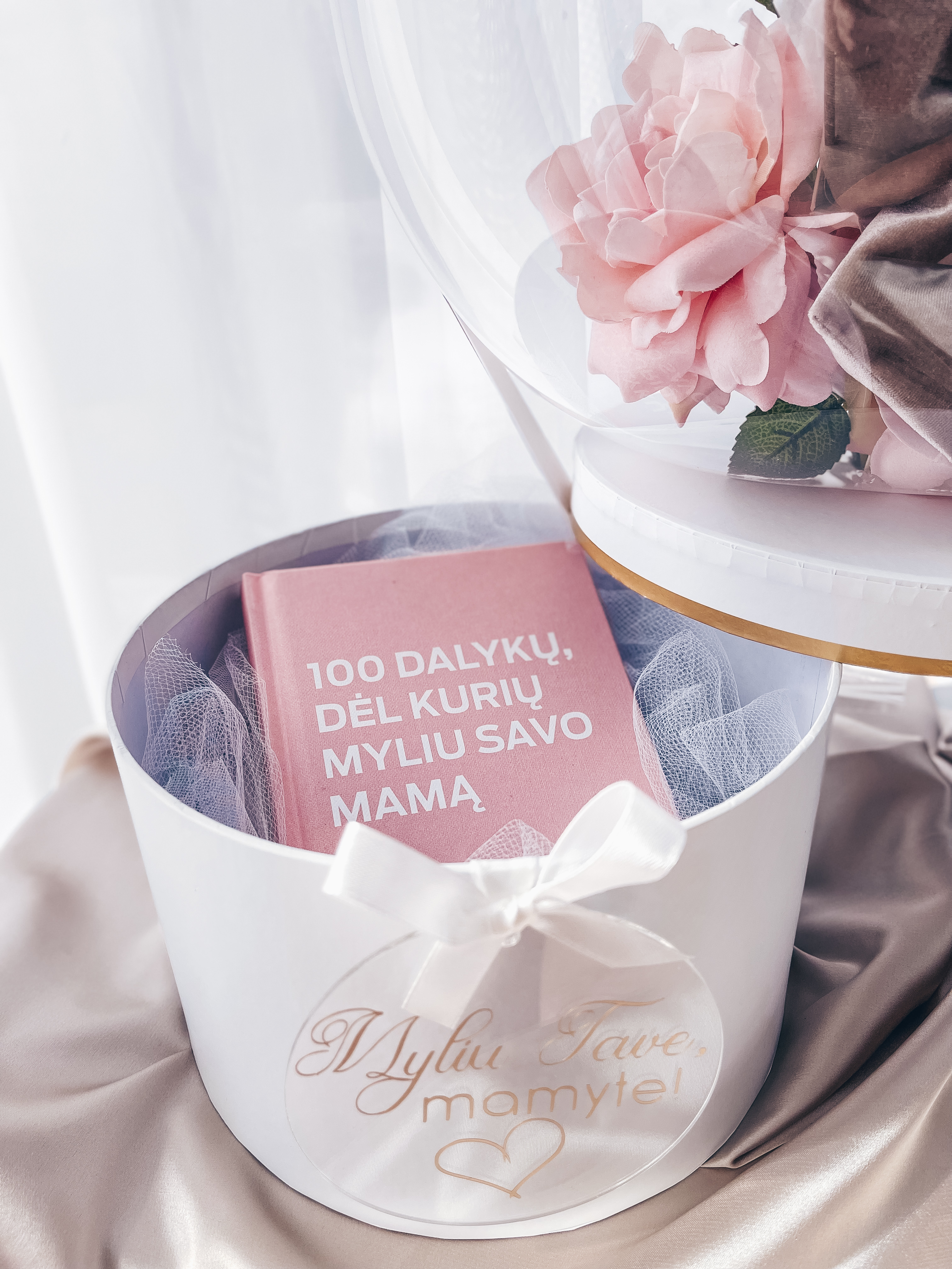 Dovana "Mamai su plaukų segtuku"