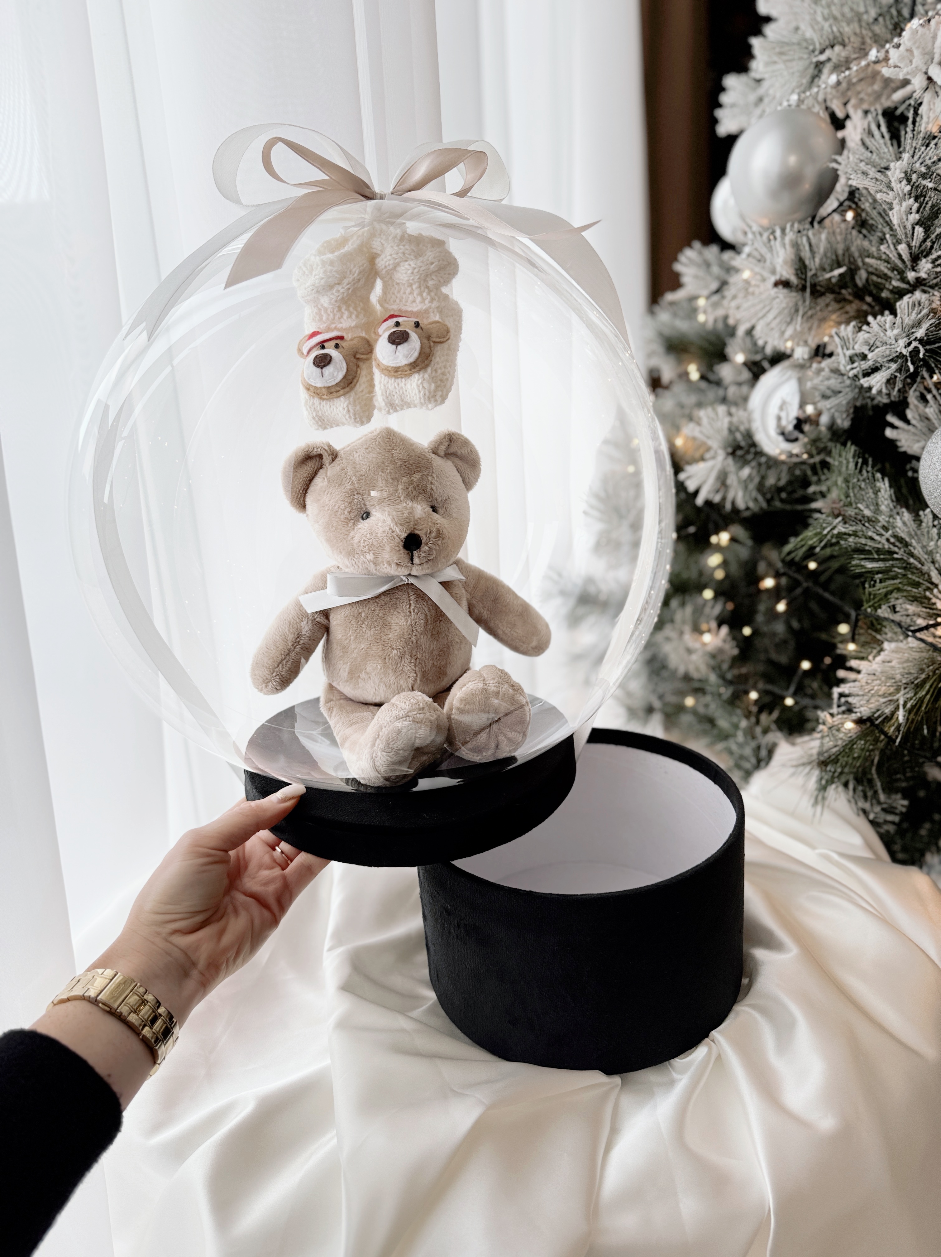 Dovana "Naujagimio Kalėdos su tapukais juodoje dėžutėje"