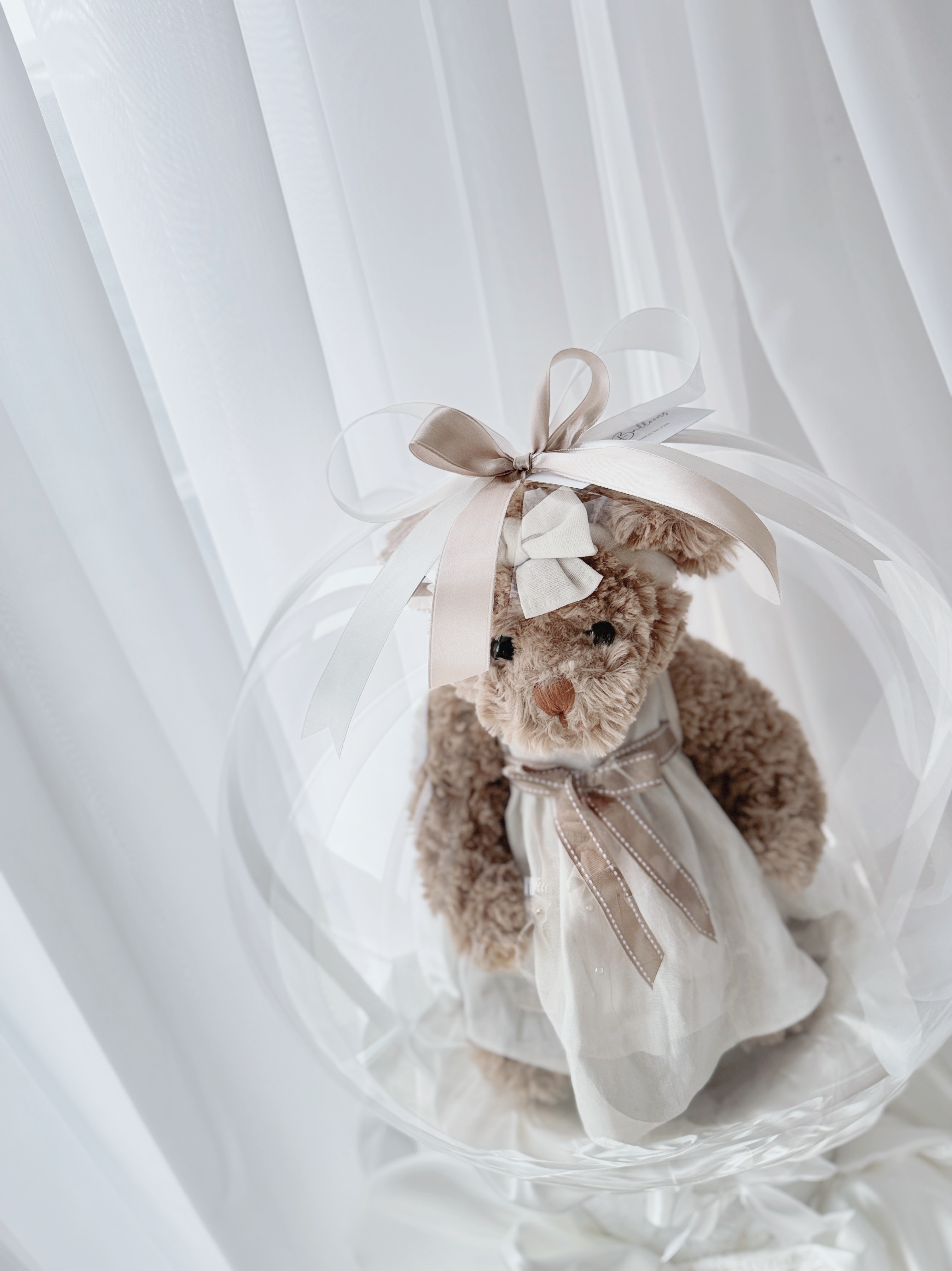 Dovana "Bukowski su suknele"