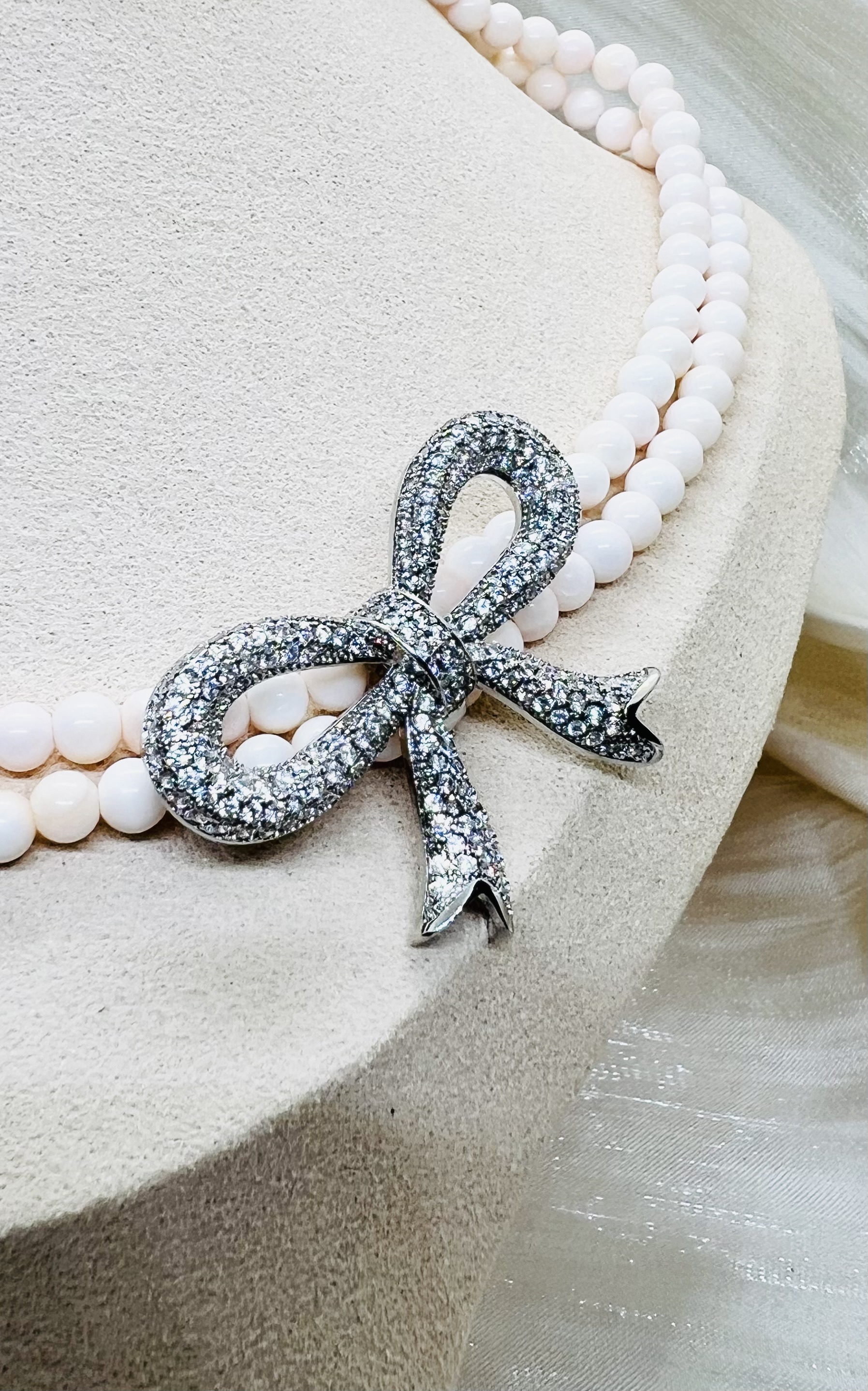 Velaria II – Double Layer Queen Conch Necklace