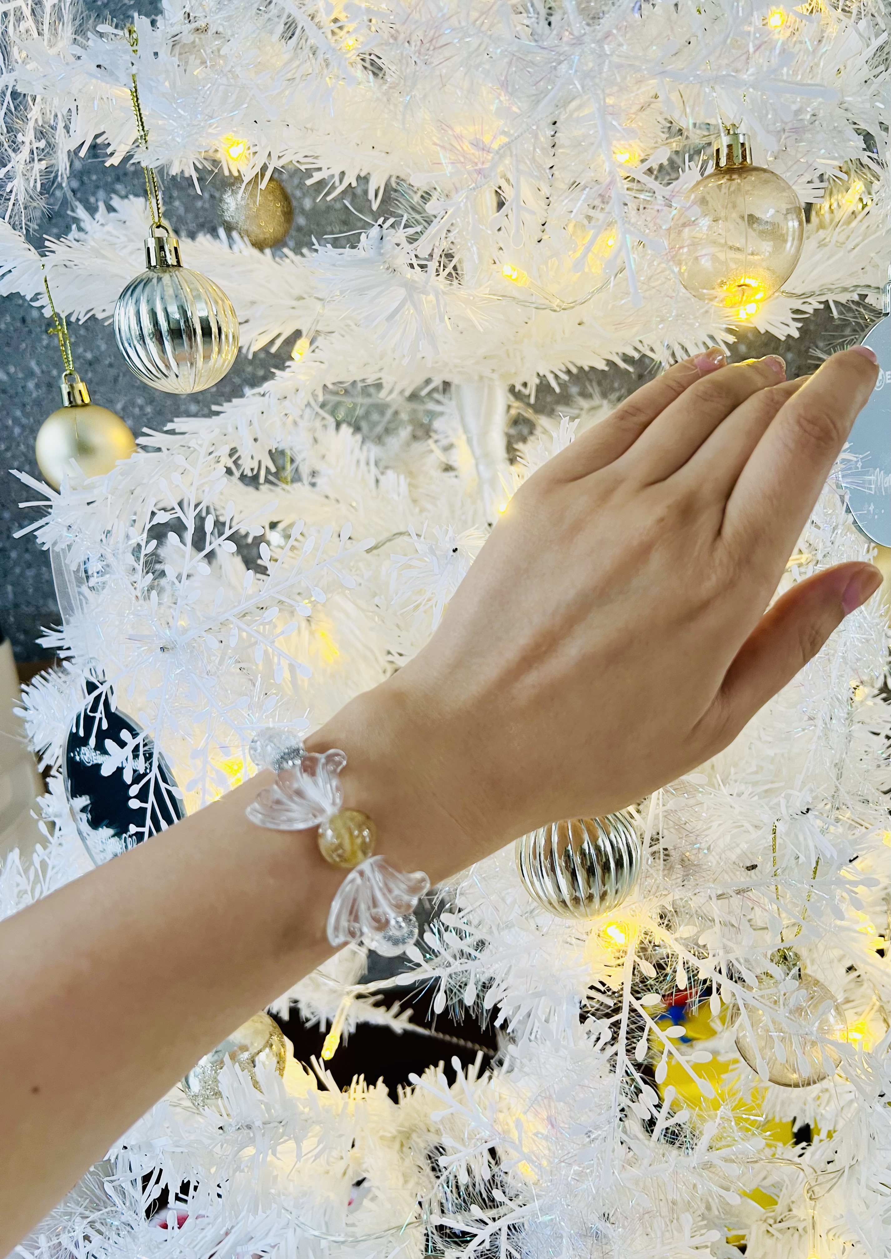 Enchanted Aura Bracelet - Gold Rutilated Quartz