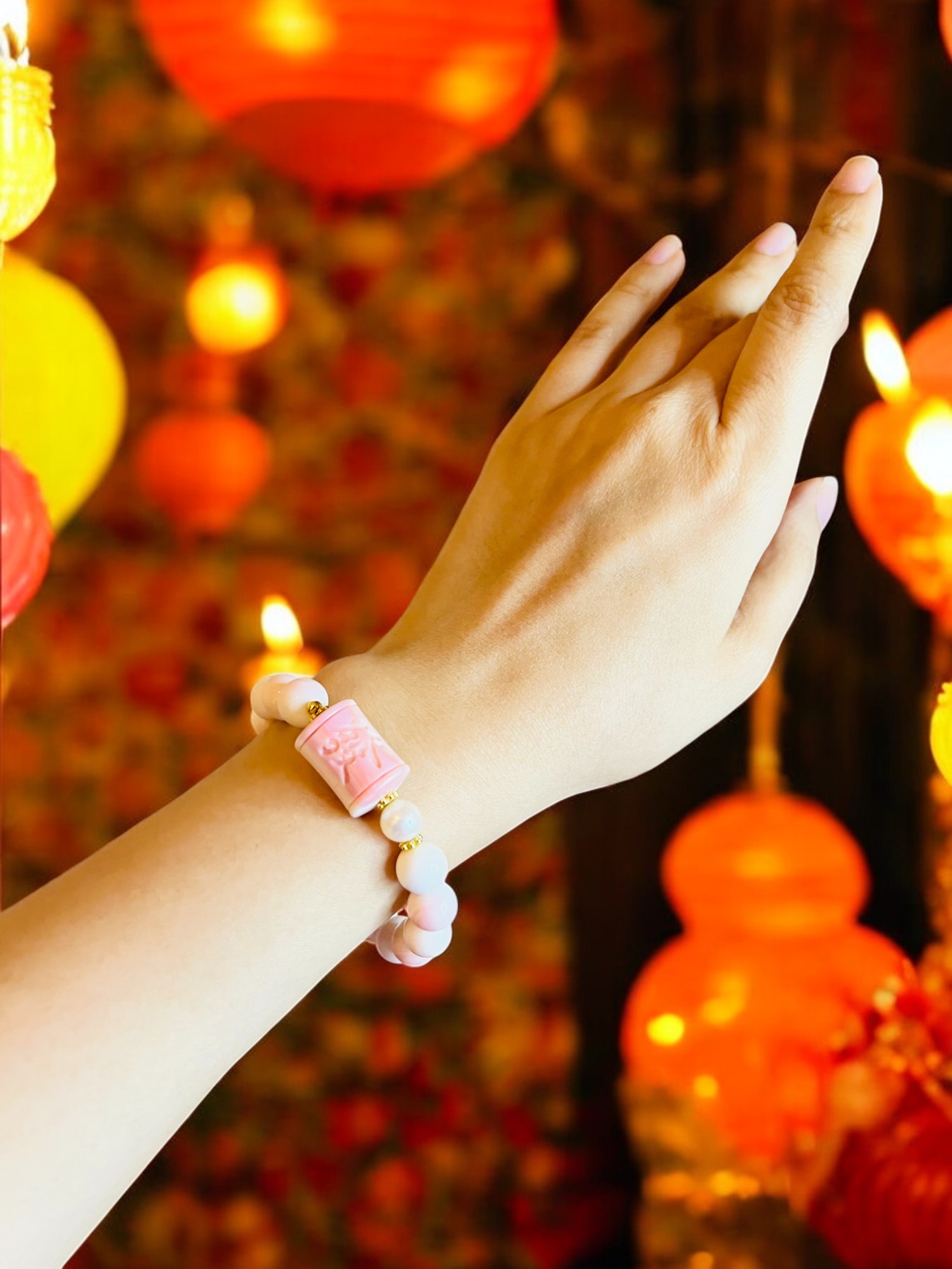 Queen Conch Bracelet "發" – Back in Stock!