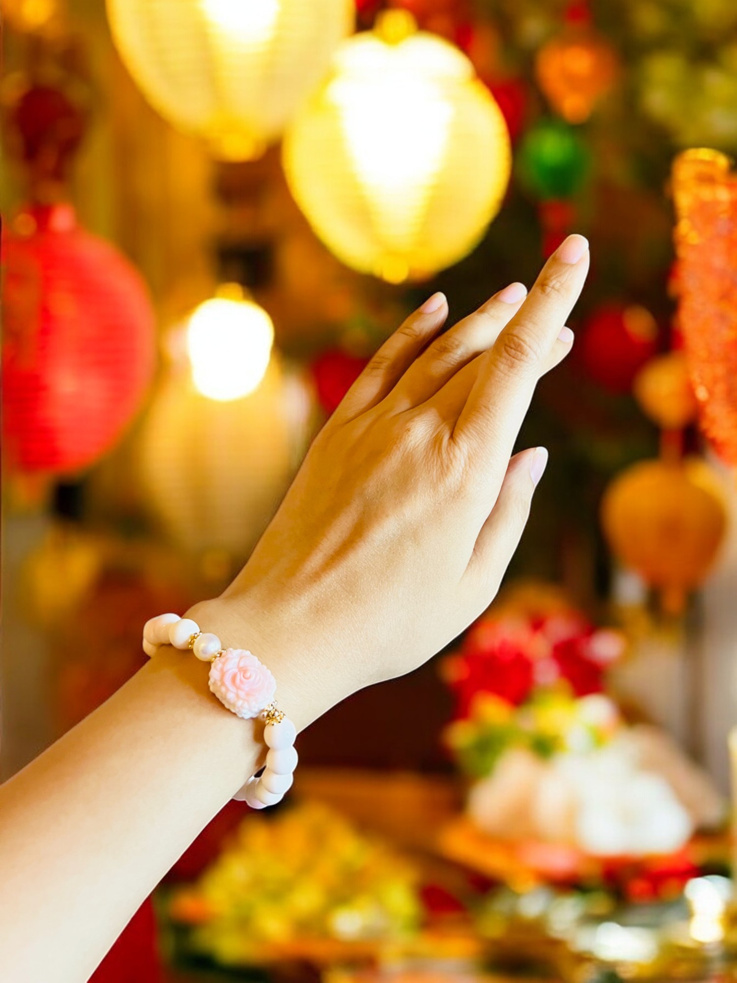 Queen Conch Bracelet "The Rose"