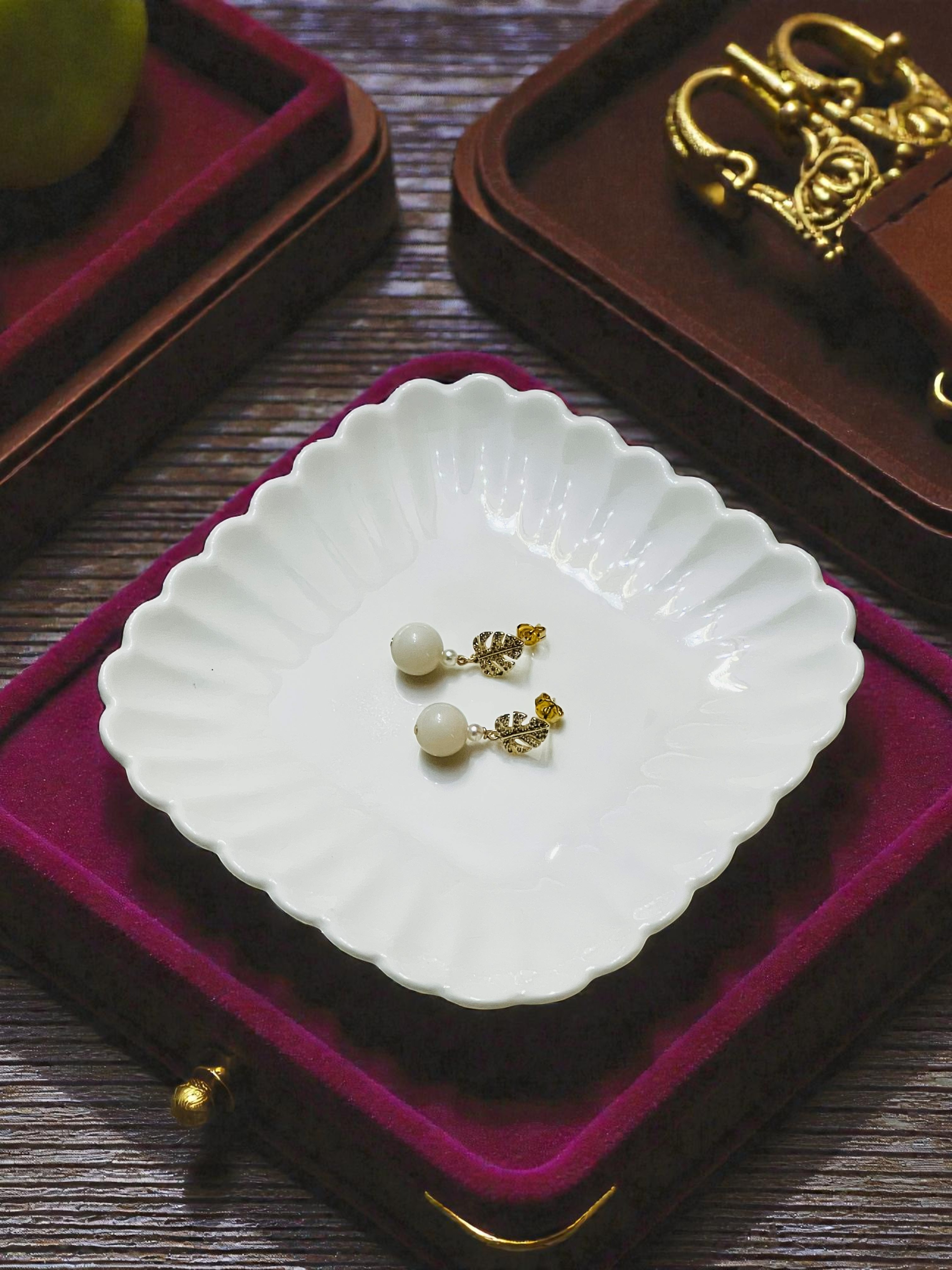 Love + Jade, 10mm Hetian White Jade with Freshwater Pearl