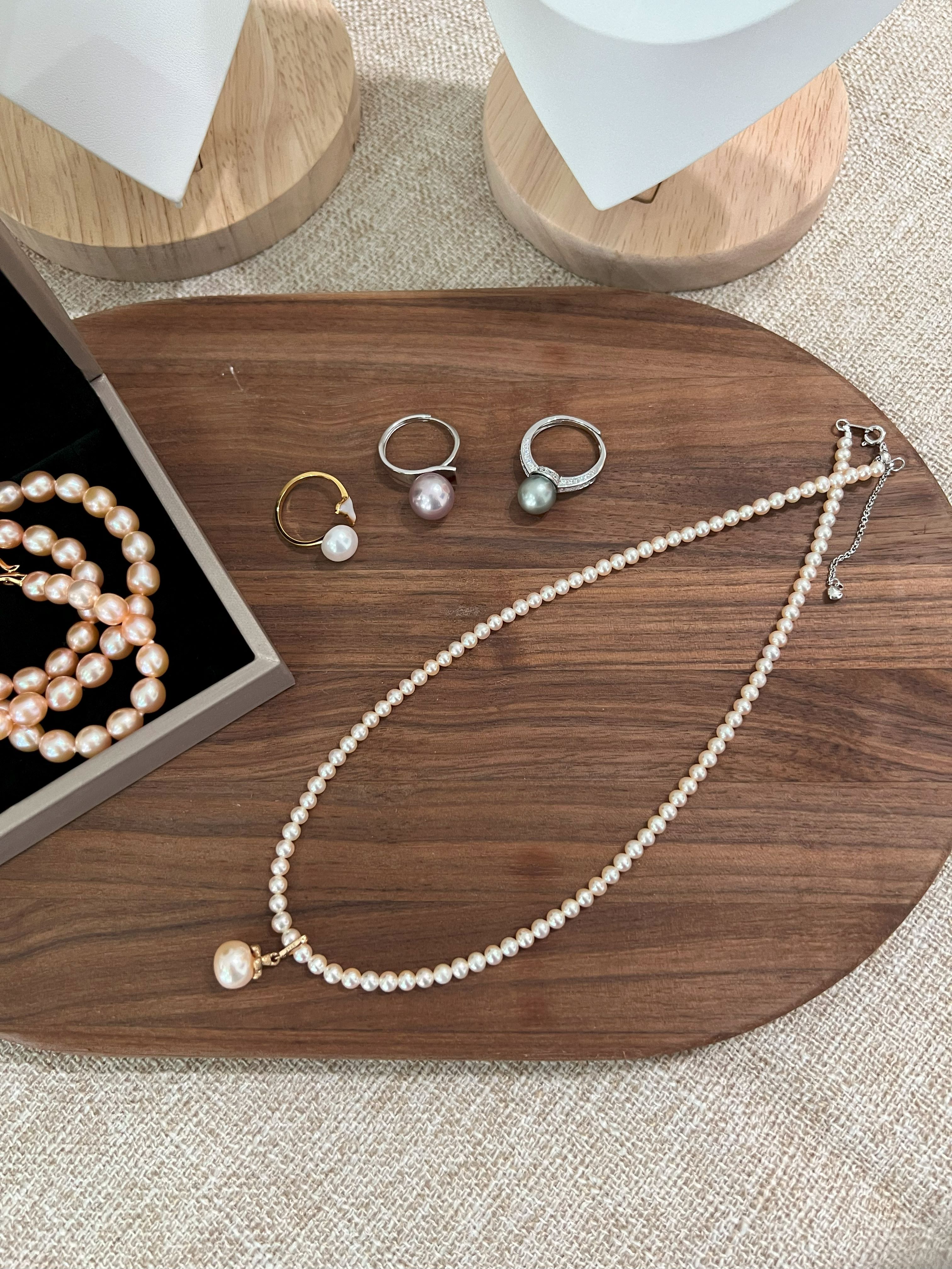 Freshwater Pearl Necklace with Pendant – 11.02g | Certified Authentic