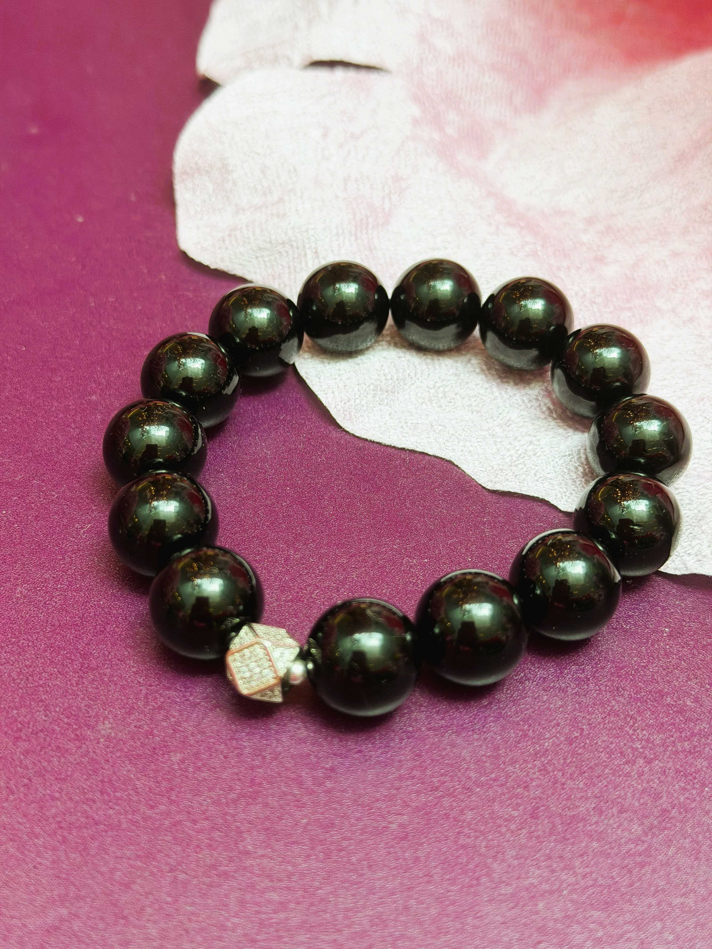 His and Hers, Eclipse