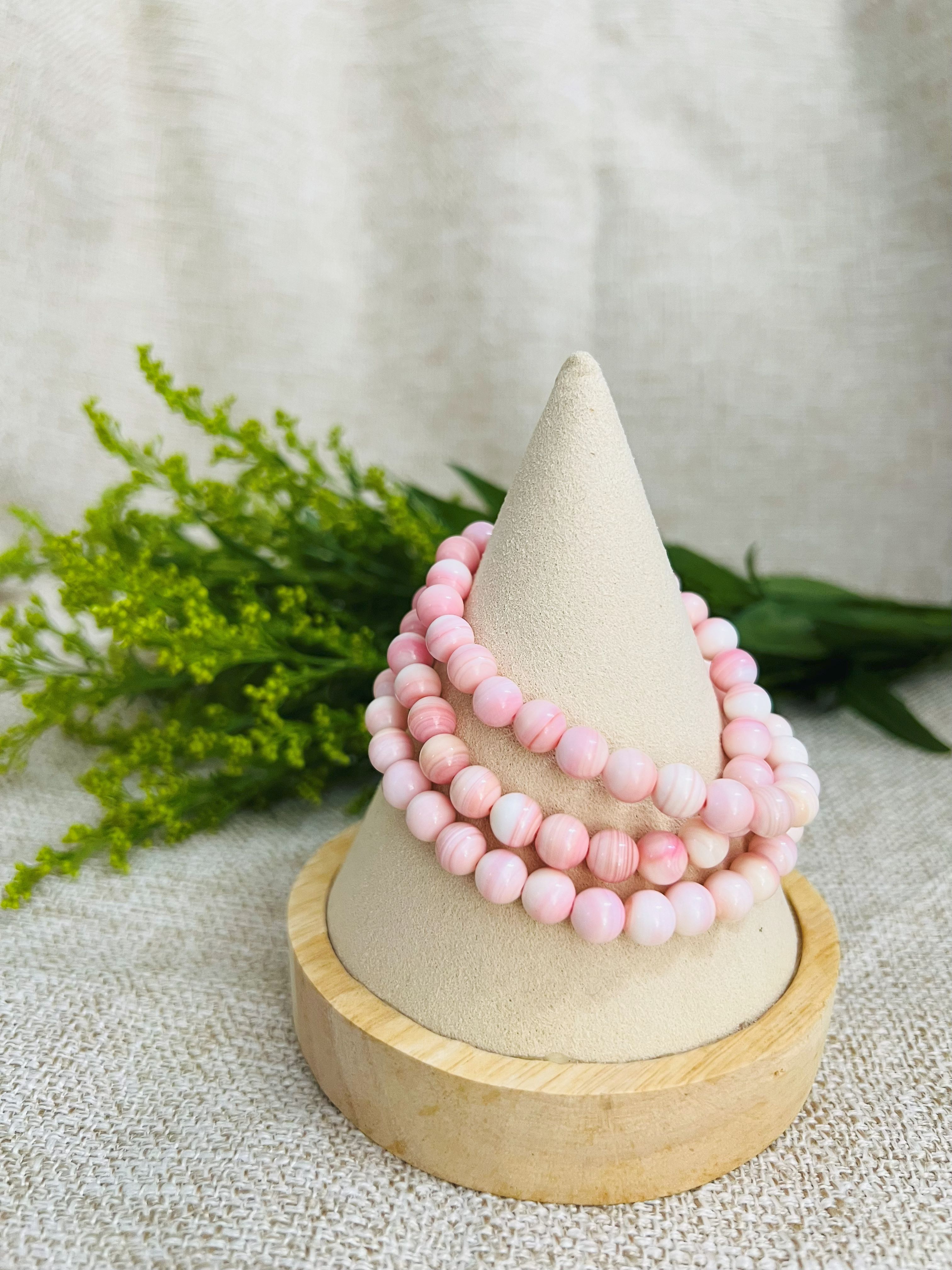 Tide Echo - Triple Round 7mm Blush Vein Bracelet