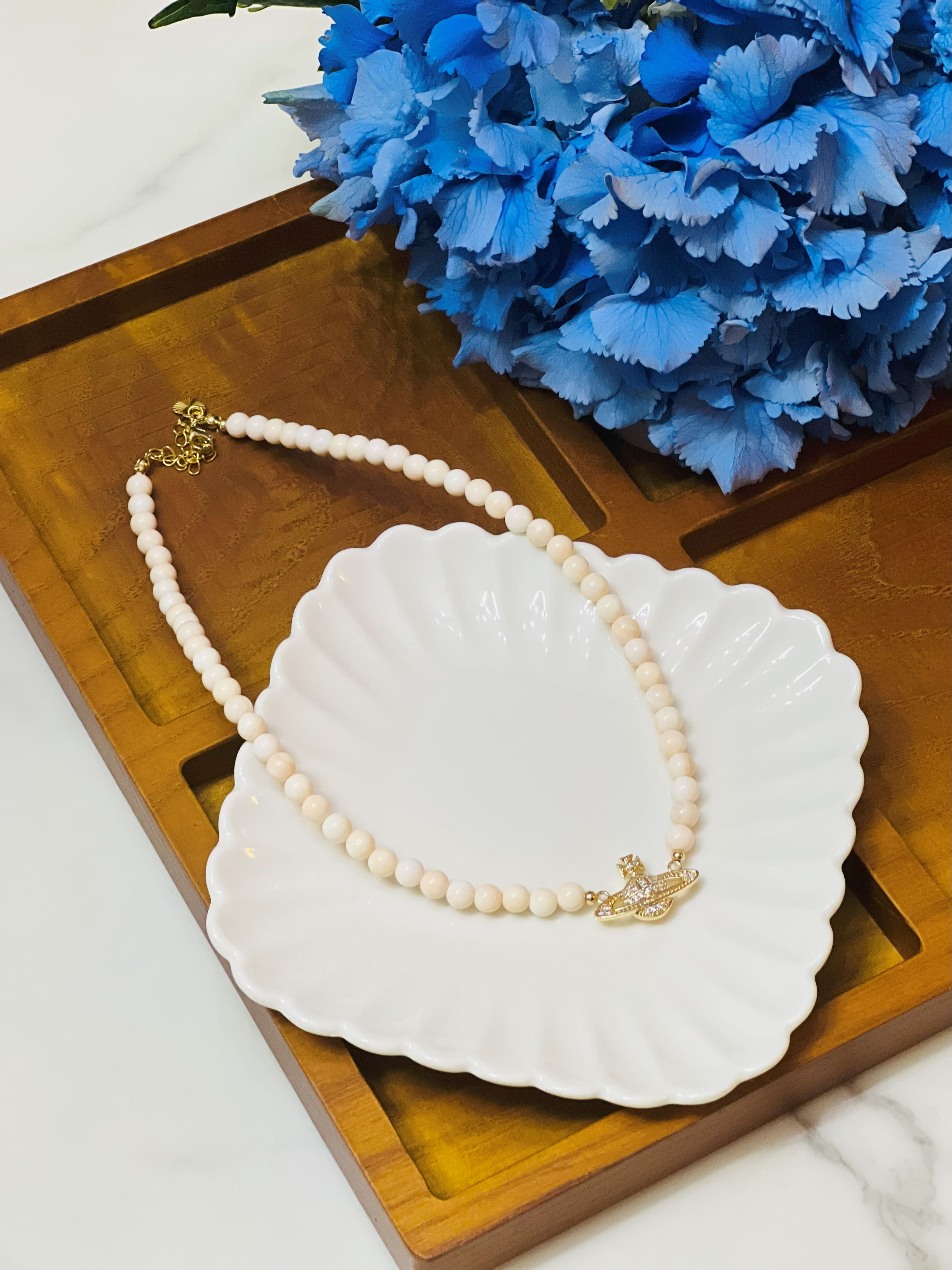 Celestial Blush – Queen Conch Orbital Drop Necklace